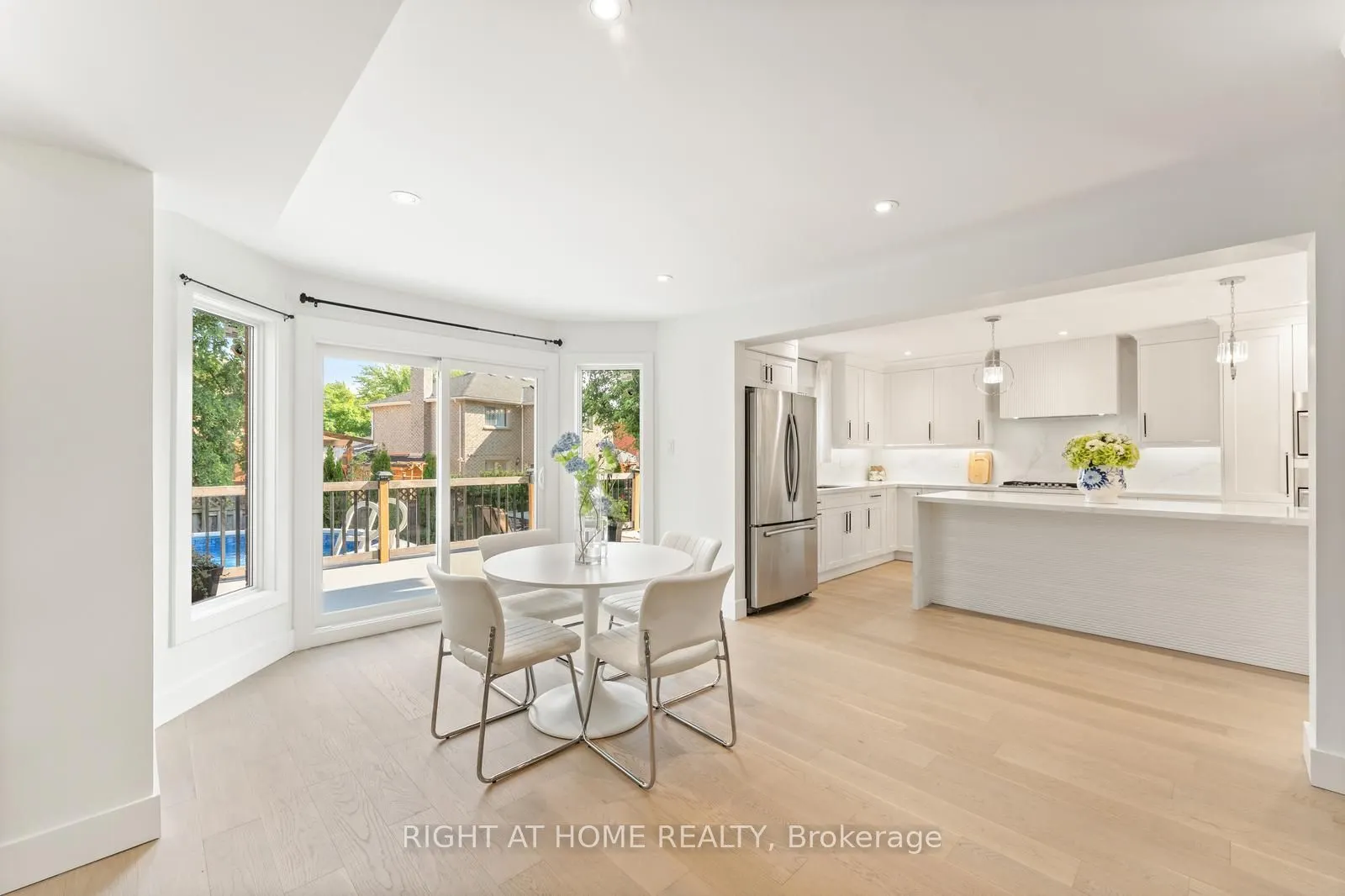 1186 Glenashton Drive, #Room H