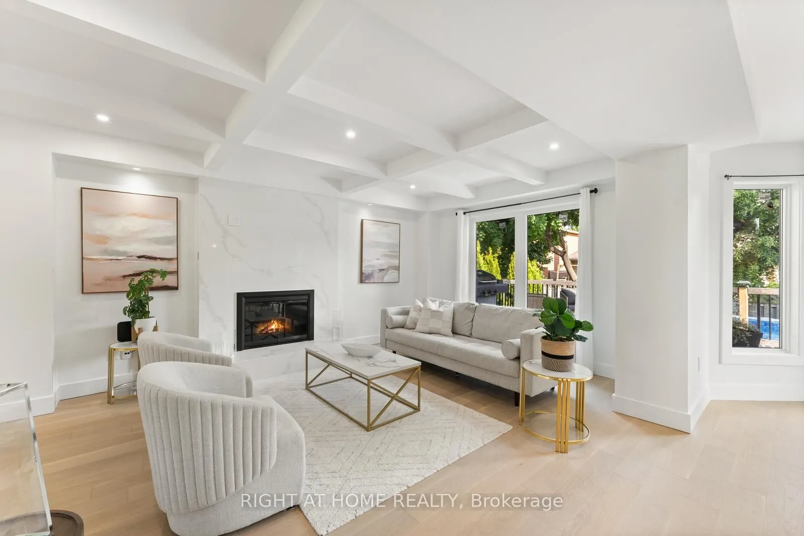 1186 Glenashton Drive, #Room H