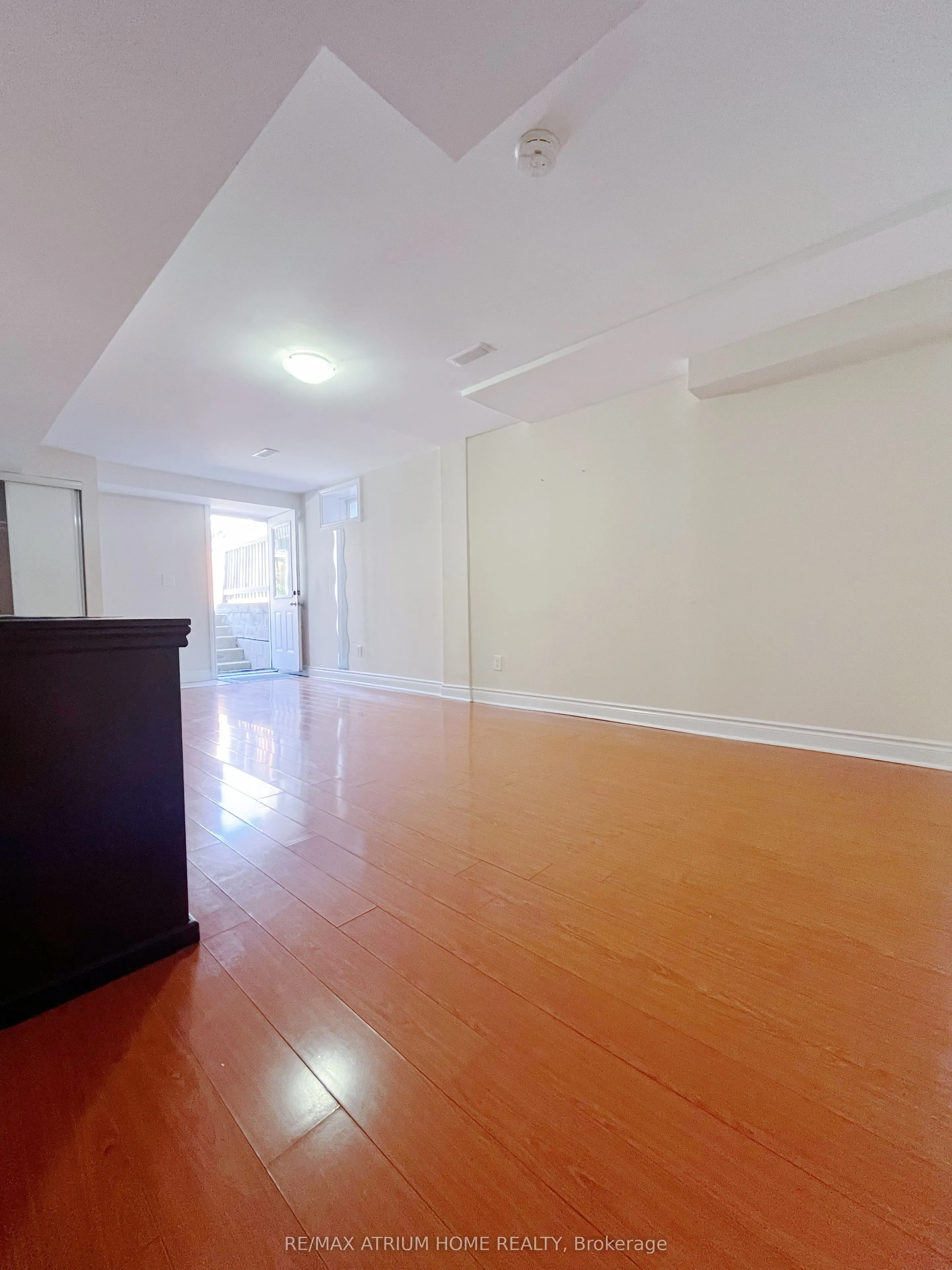 4576 Centretown Way