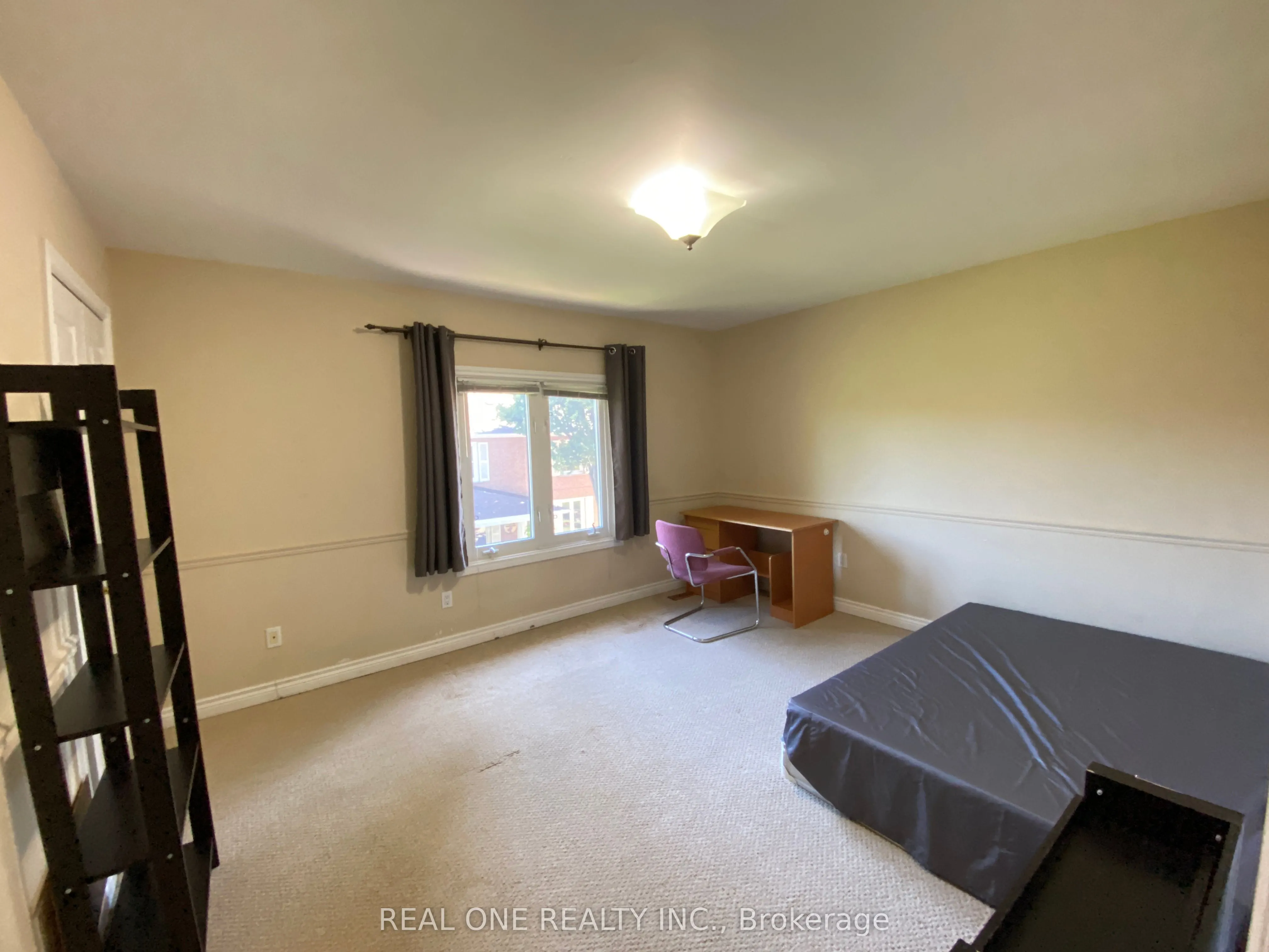 3501 Kingbird Court, #2nd FL RM1