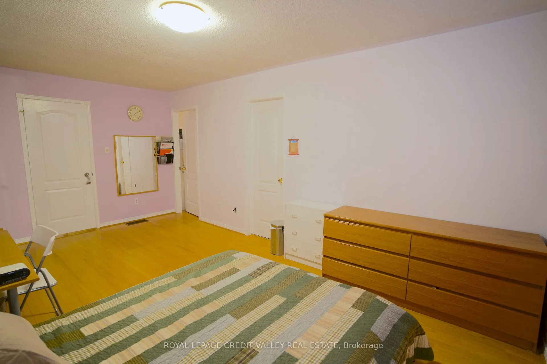 464 Dalmuir Mews