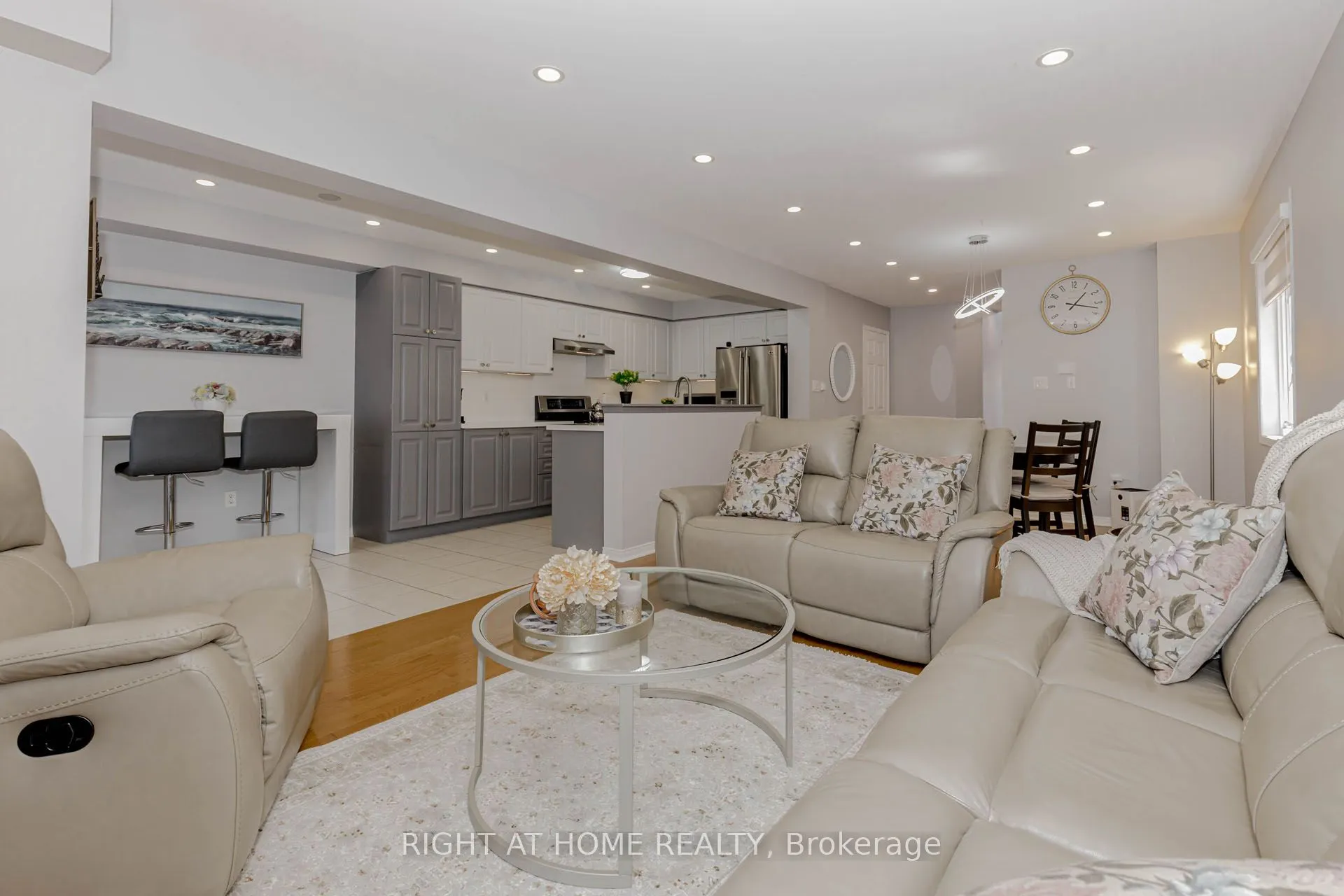 807 Gleeson Road