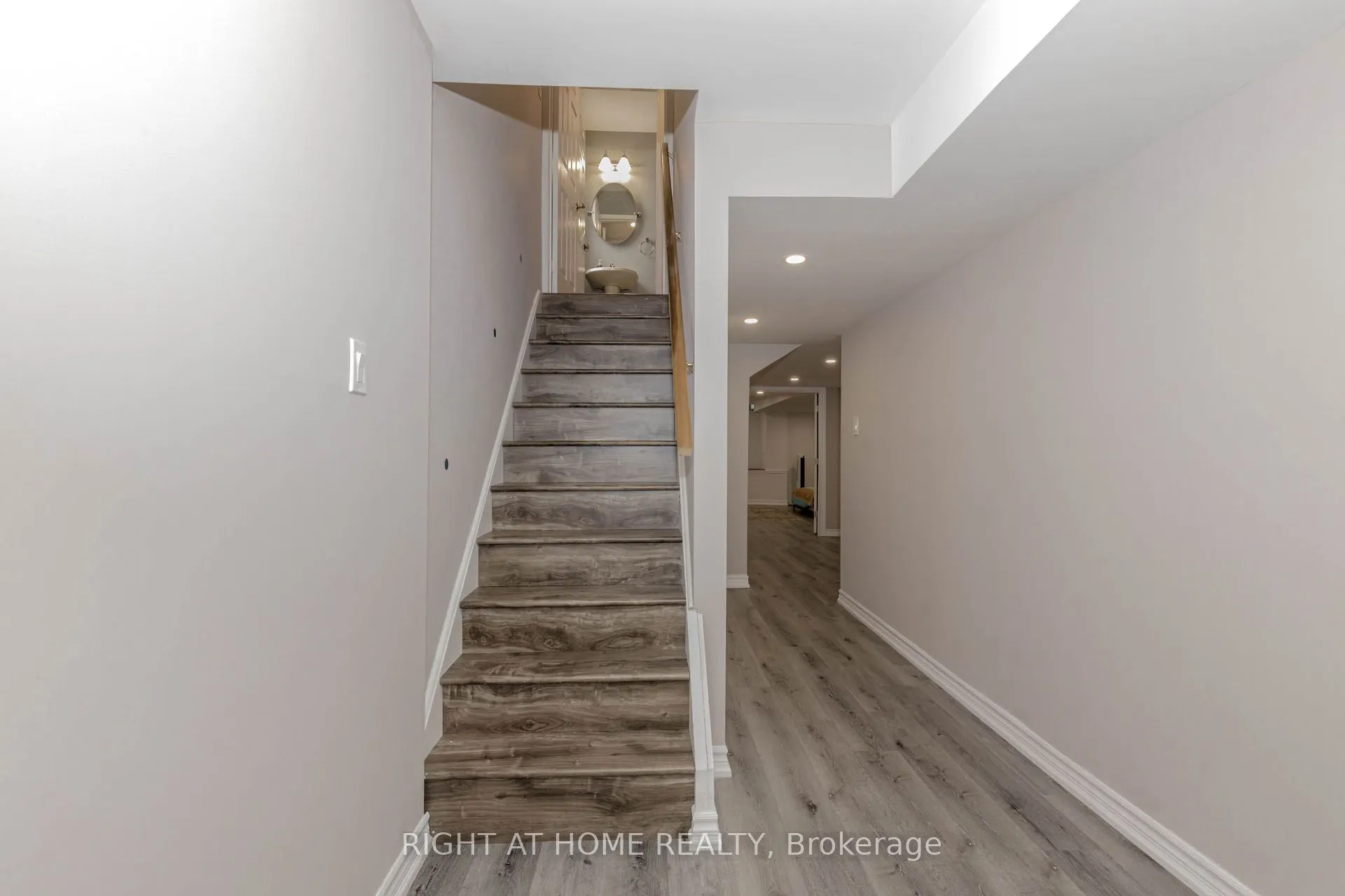 807 Gleeson Road