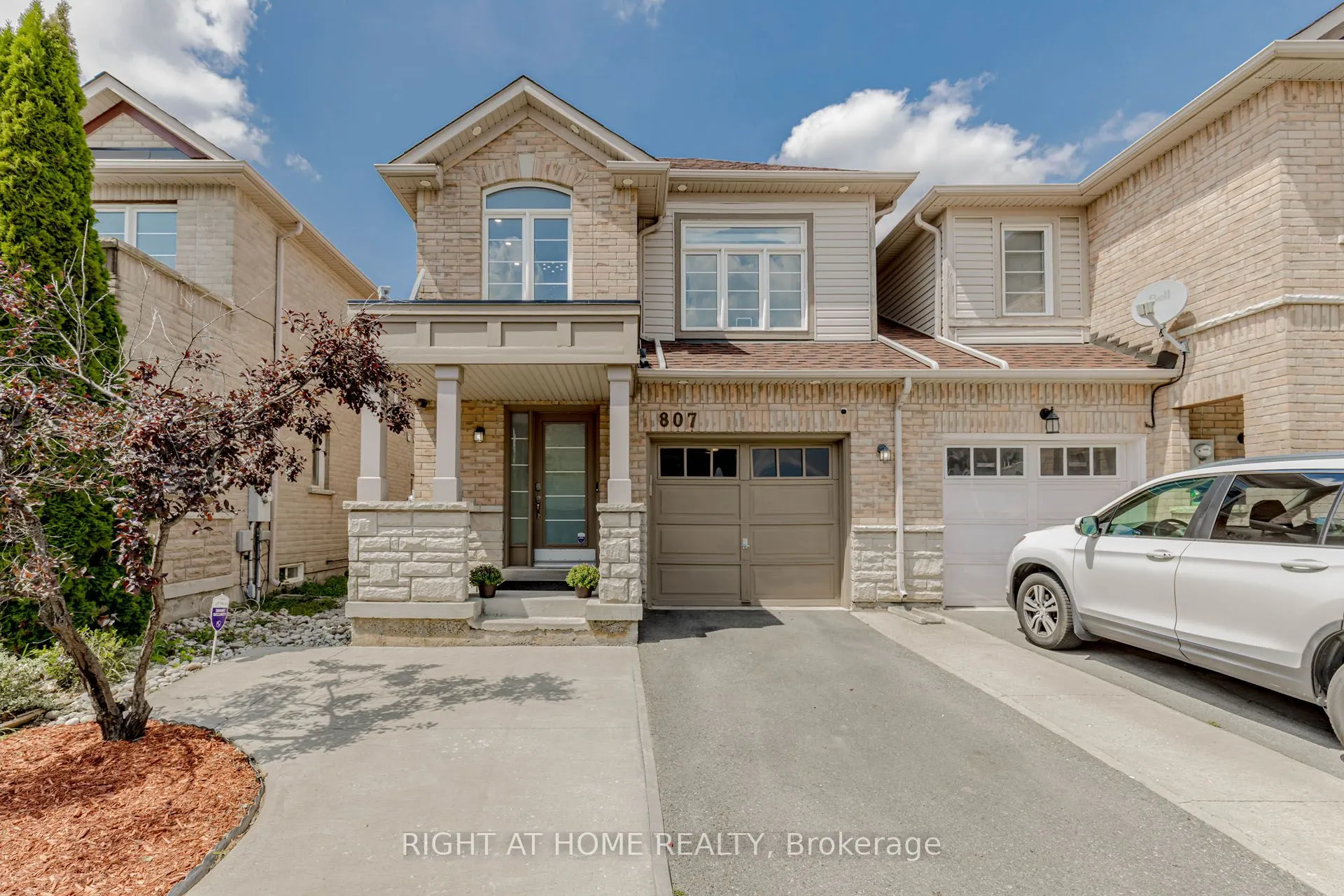 807 Gleeson Road