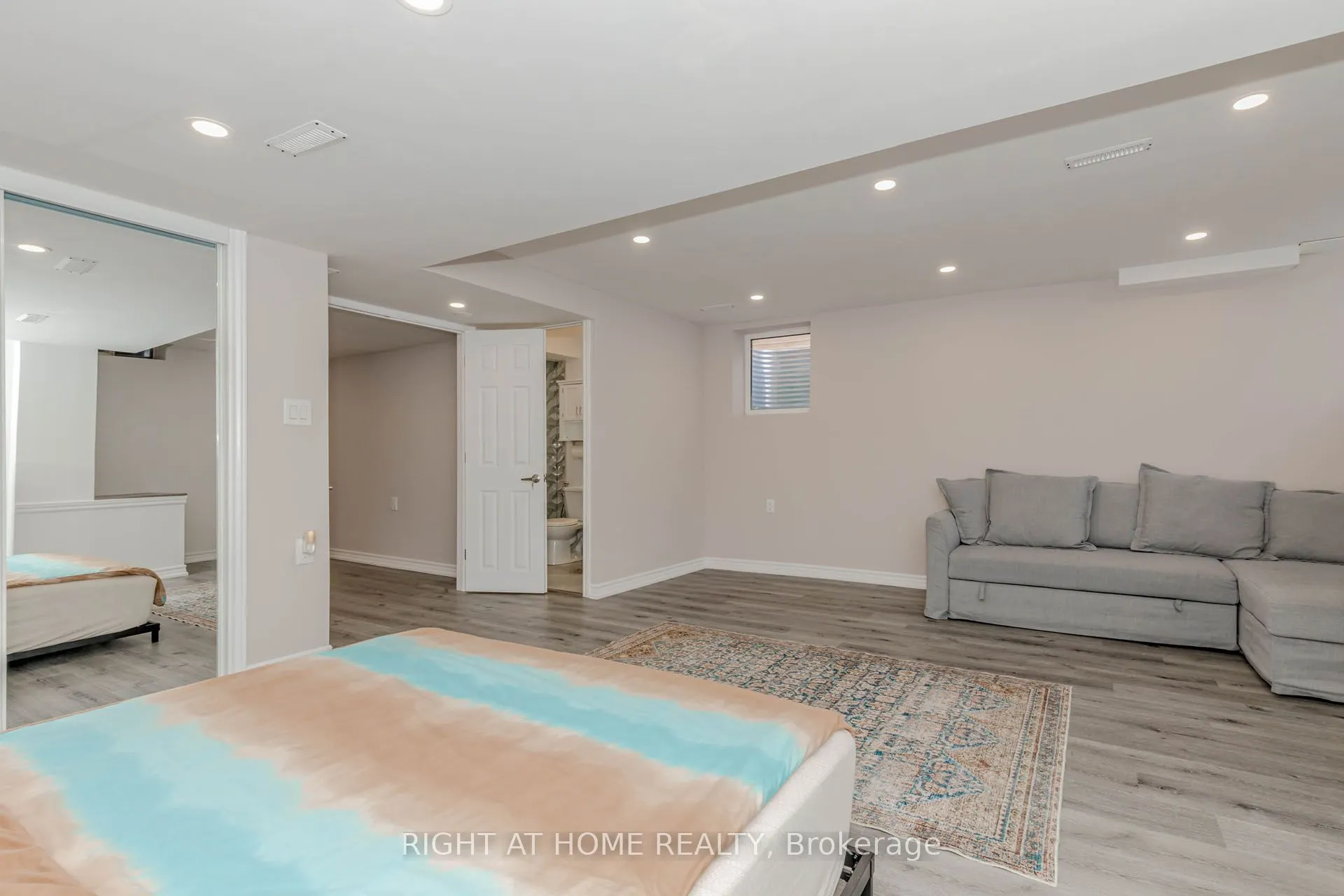 807 Gleeson Road