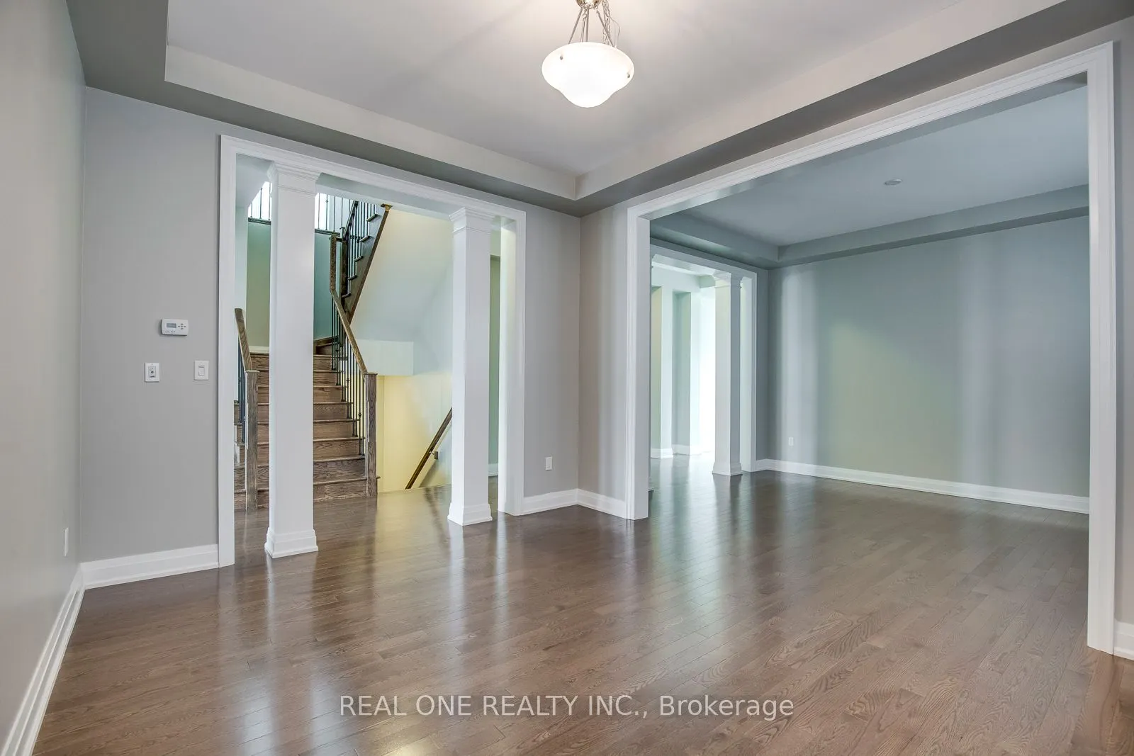 201 Mcwilliams Crescent S