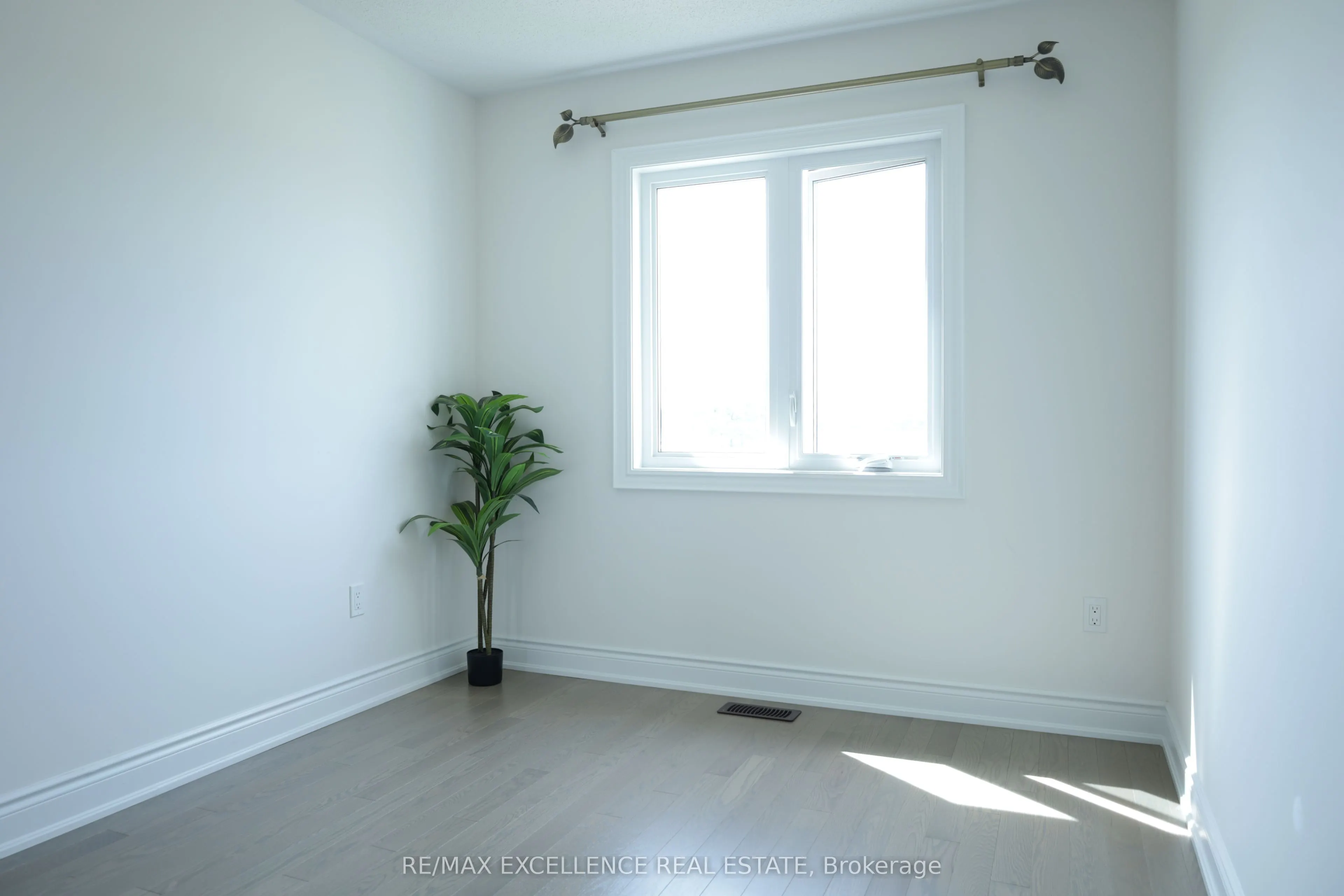 102 Bermondsey Way