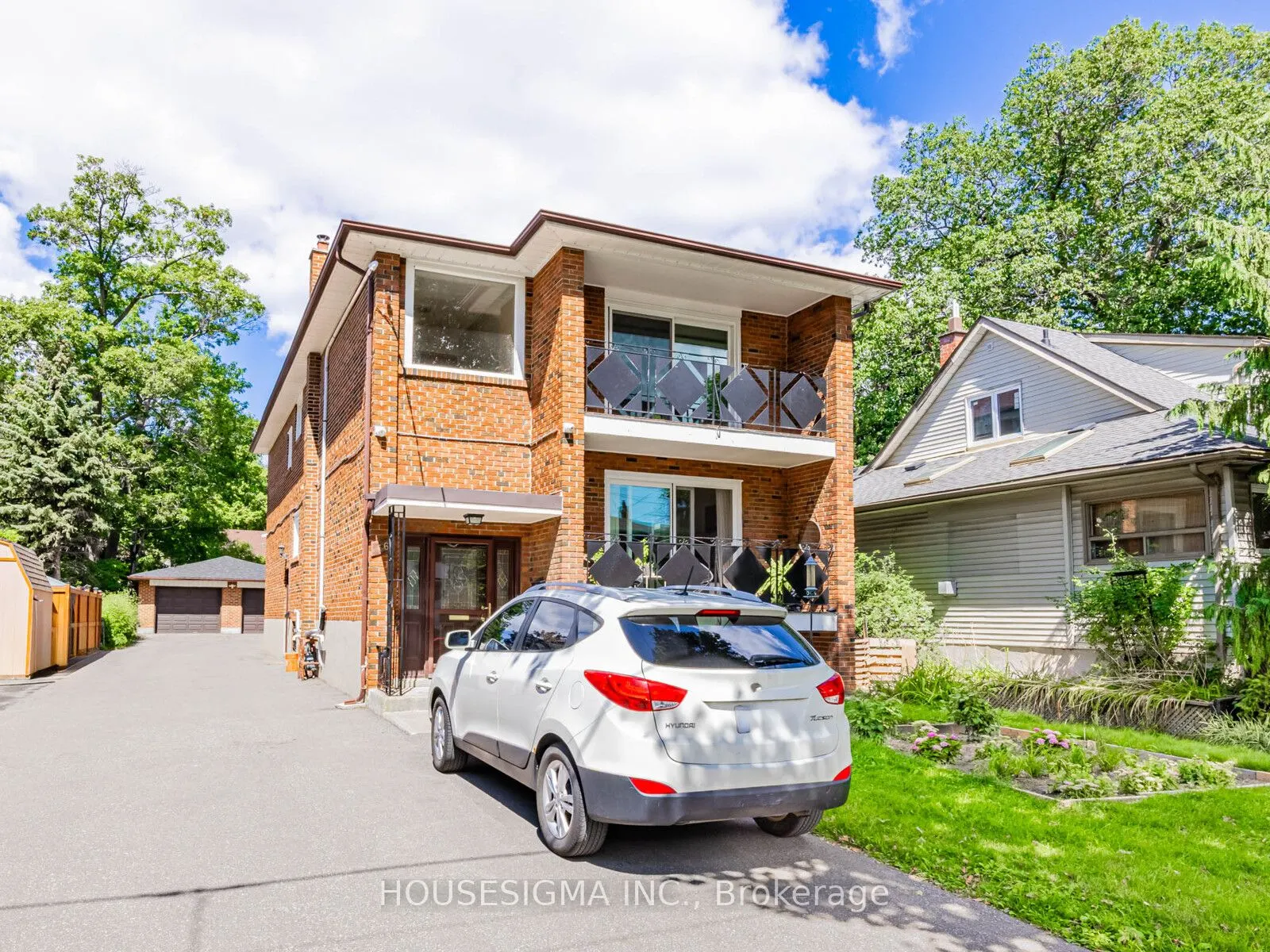 16 Muskoka Avenue, #Unit 2