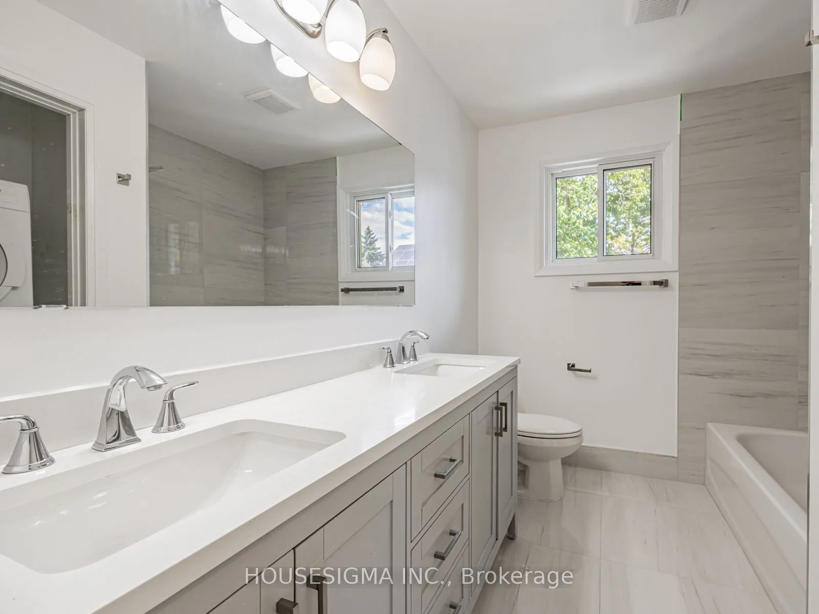 16 Muskoka Avenue, #Unit 2