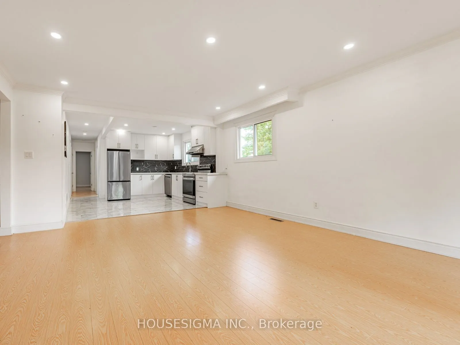 16 Muskoka Avenue, #Unit 2