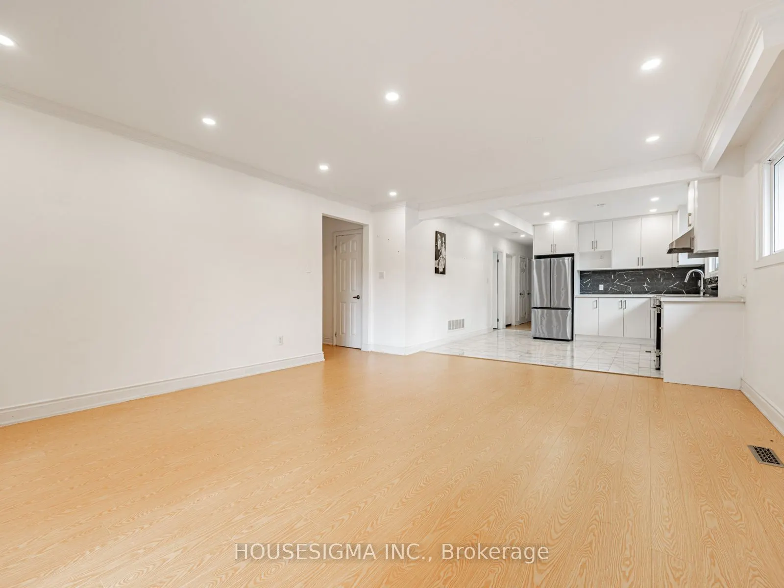 16 Muskoka Avenue, #Unit 2