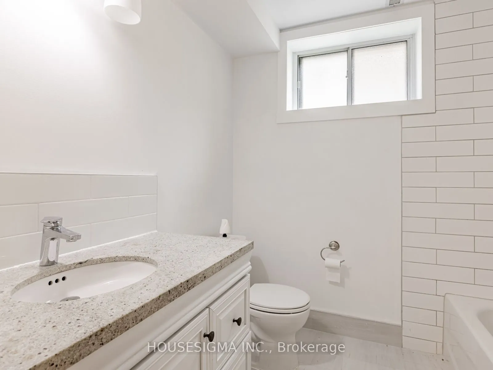 16 Muskoka Avenue, #Lower