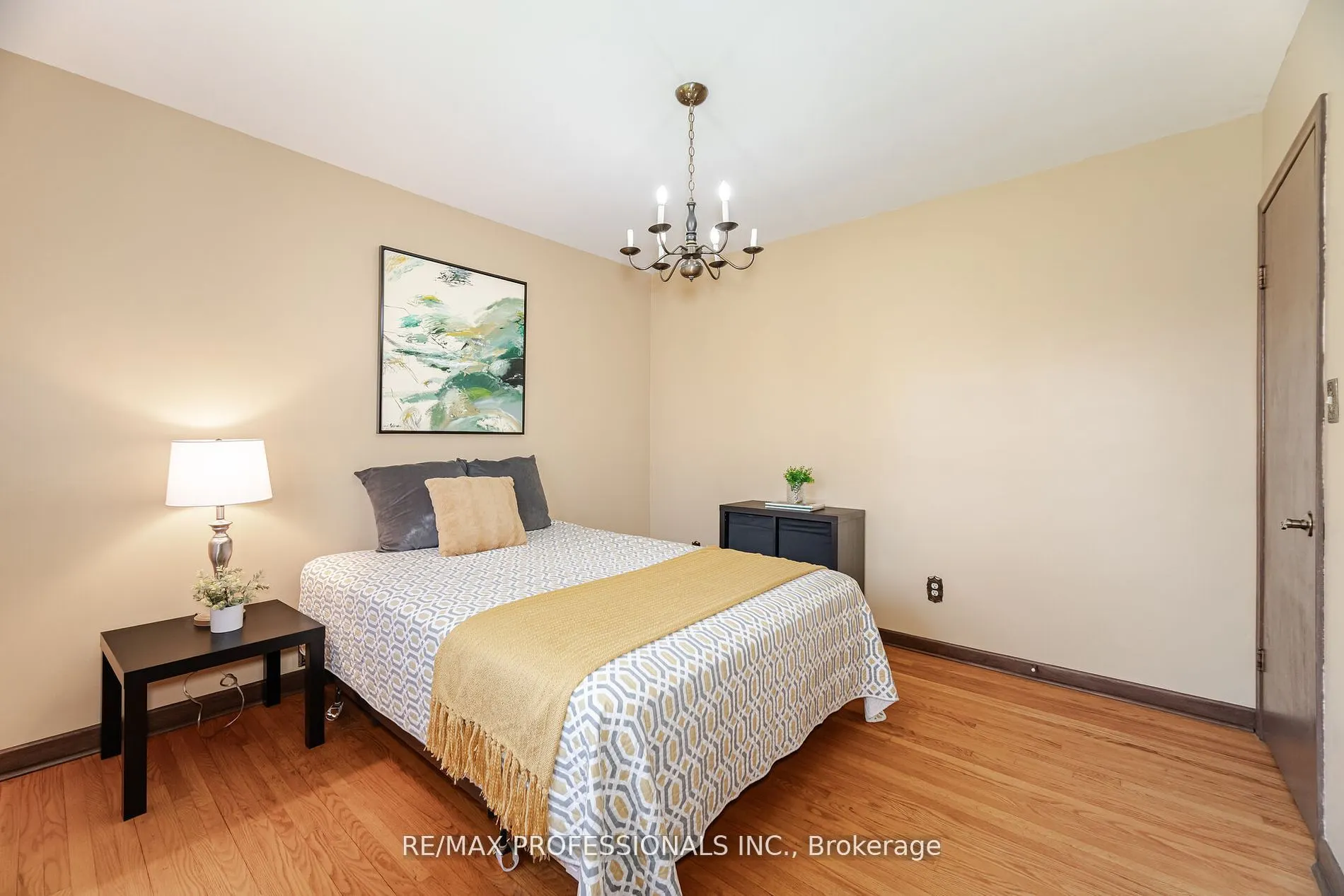 9 Wingrove Hill