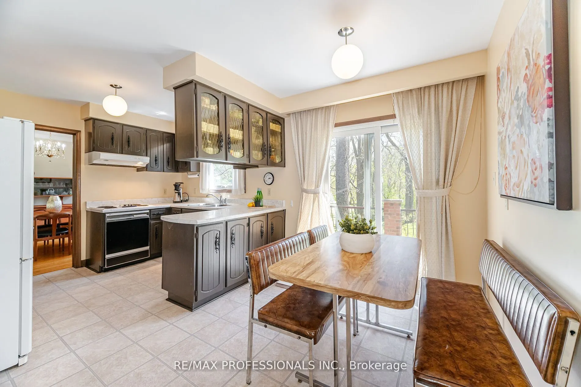 9 Wingrove Hill