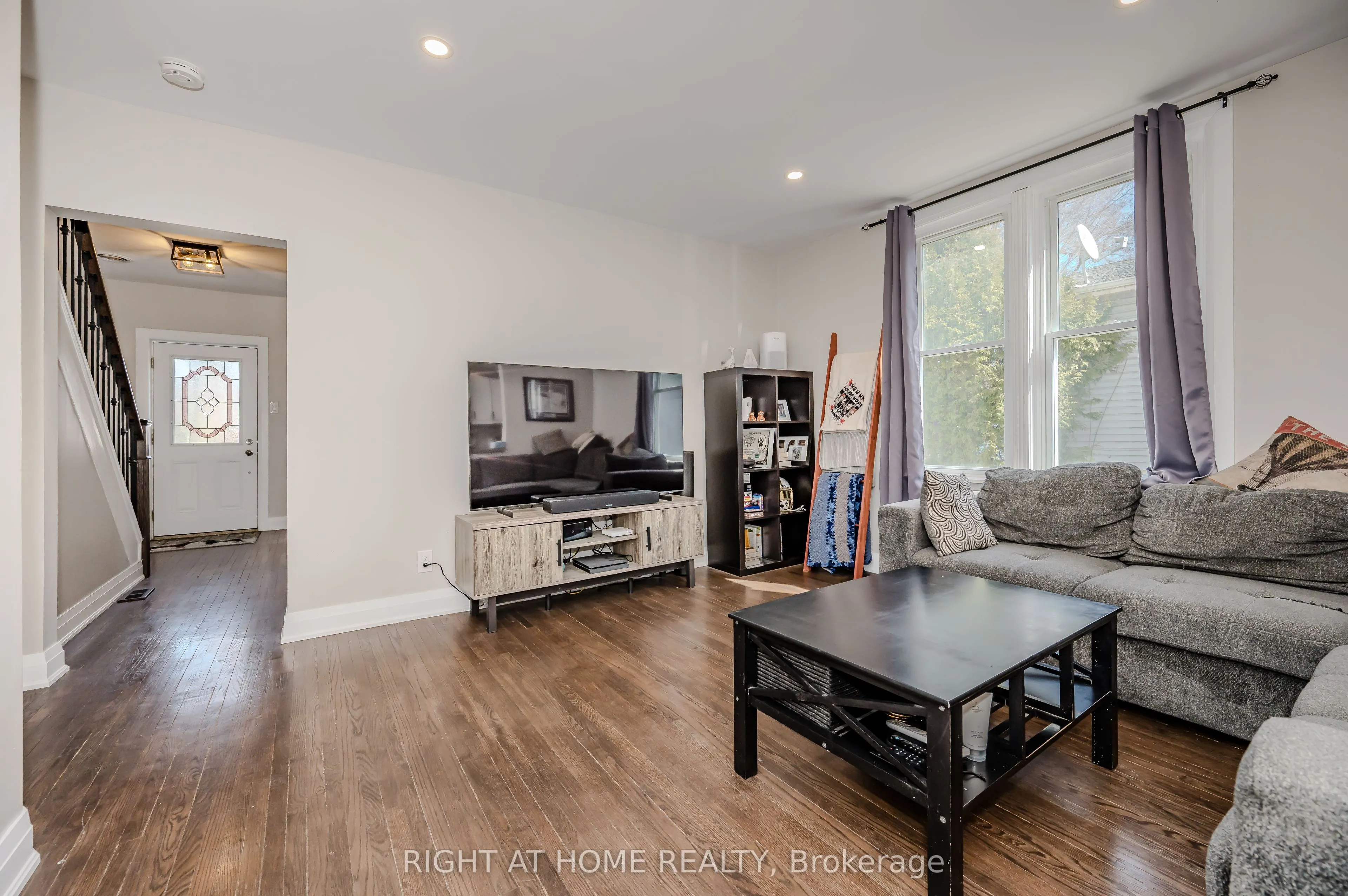 126 Poplar Avenue
