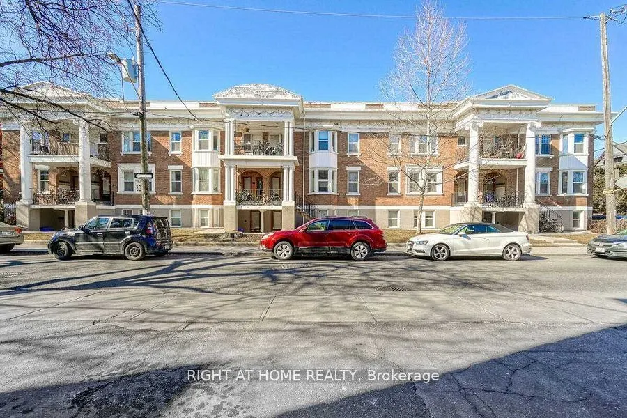 1317 King Street W, #1