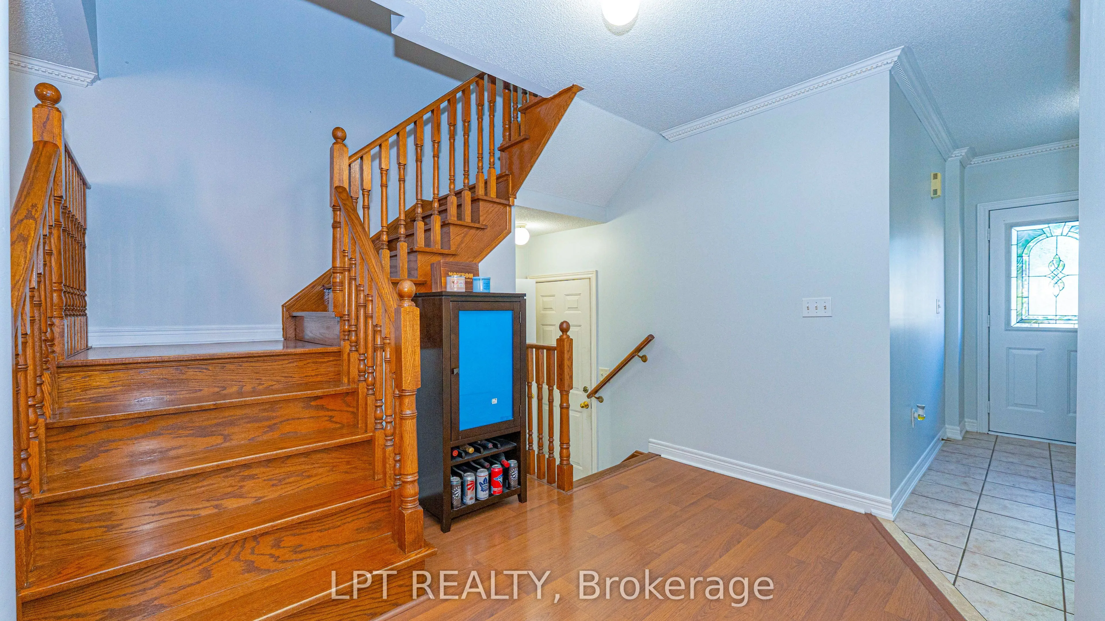 78 Dewridge Court