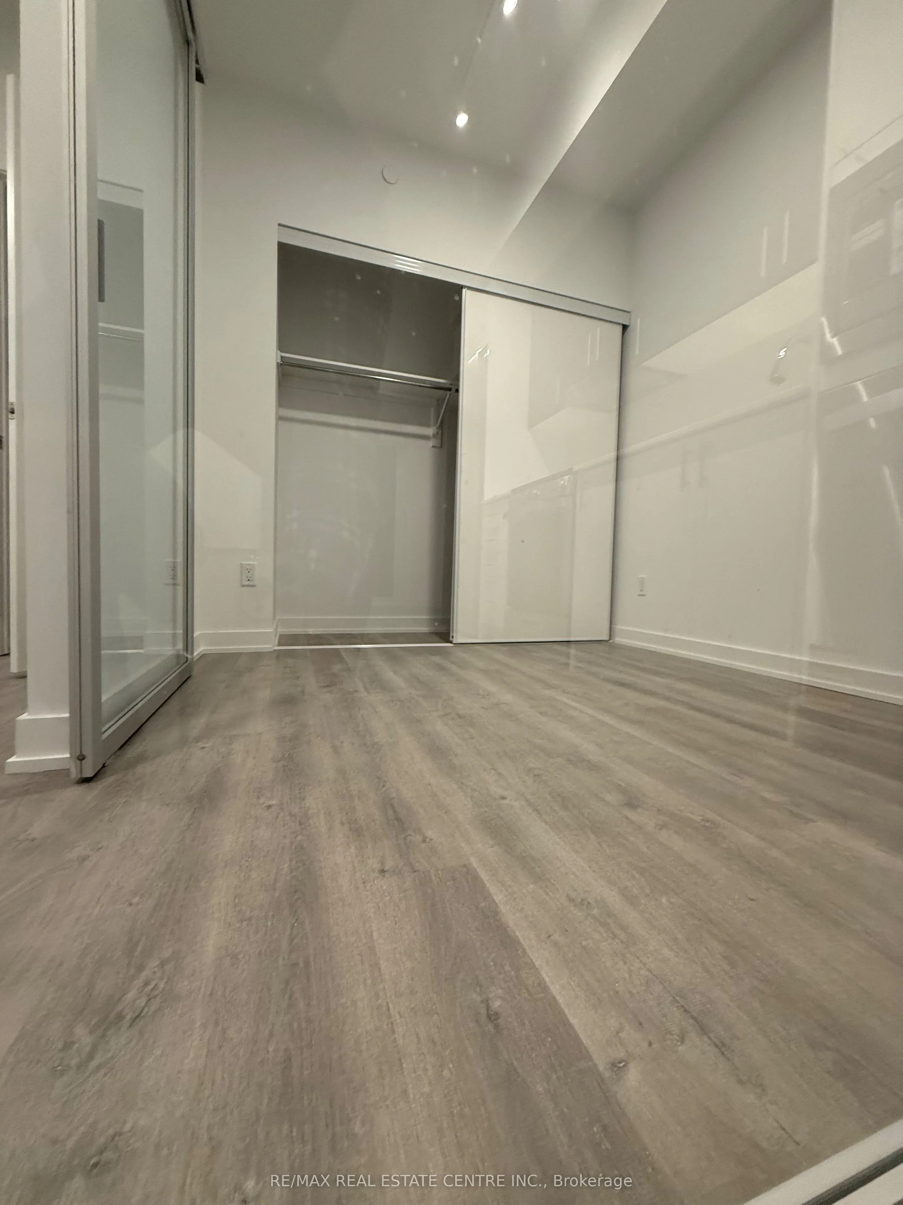5105 Hurontario Street, #3107