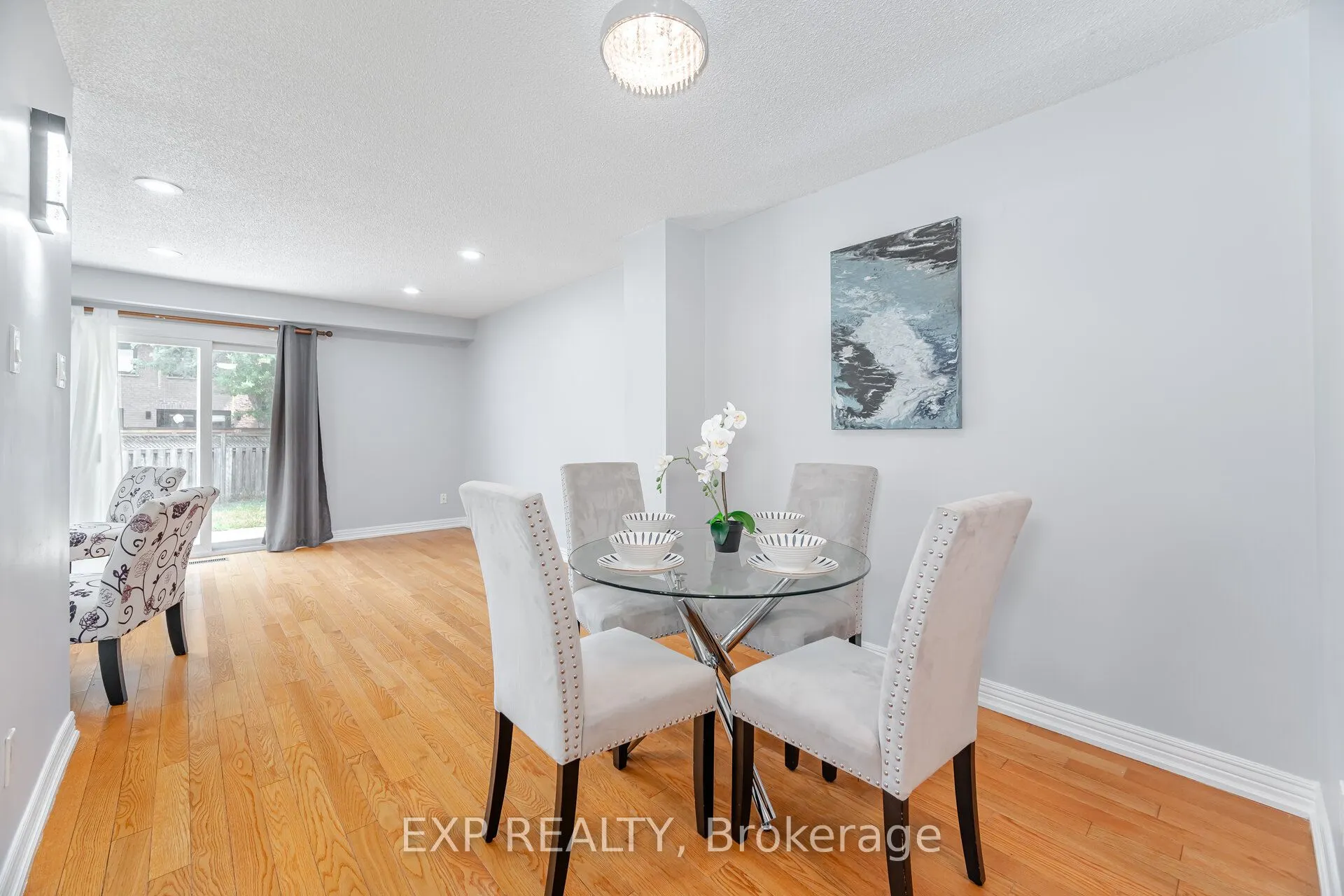 4102 Forest Fire Crescent
