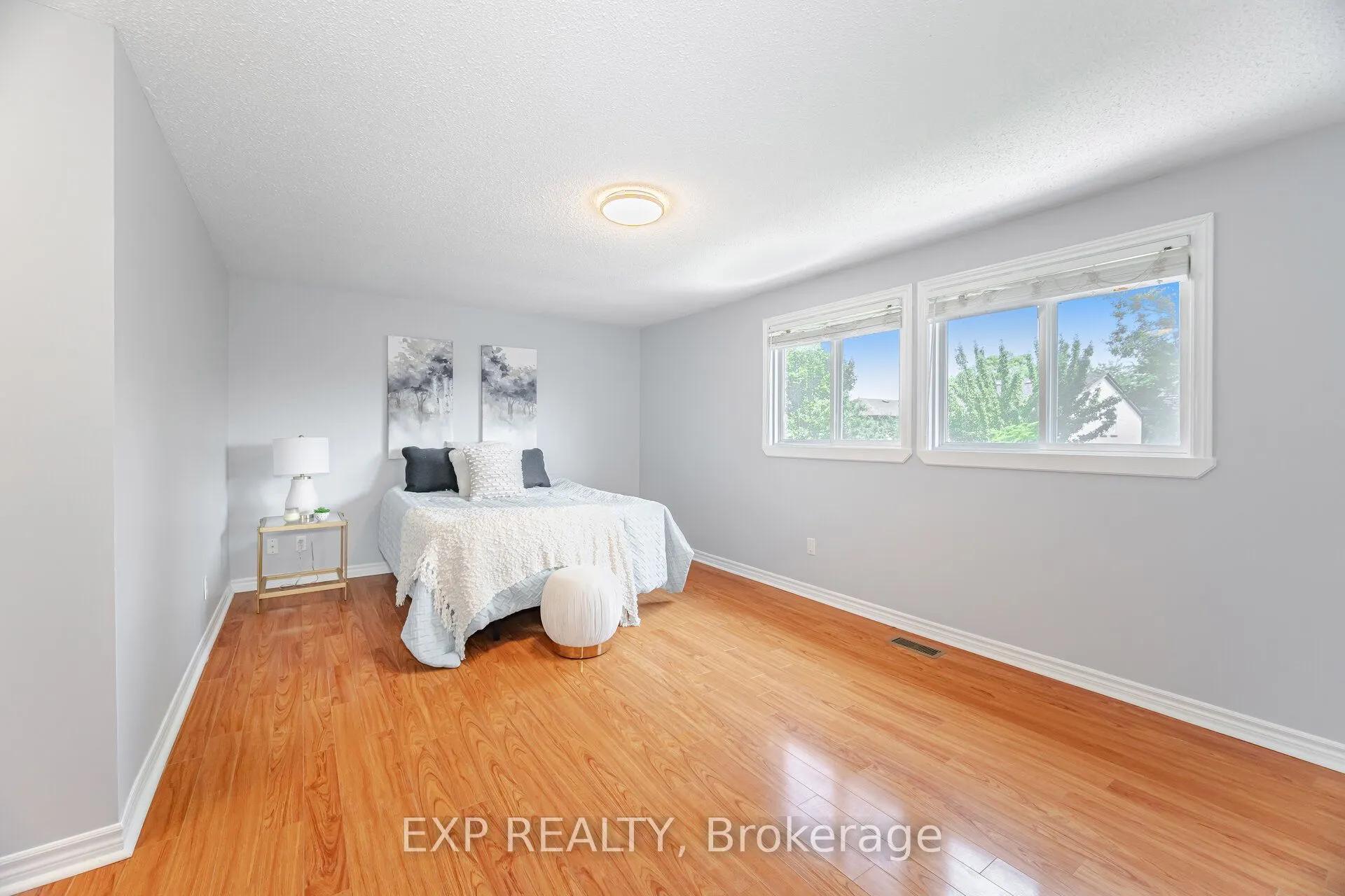 4102 Forest Fire Crescent