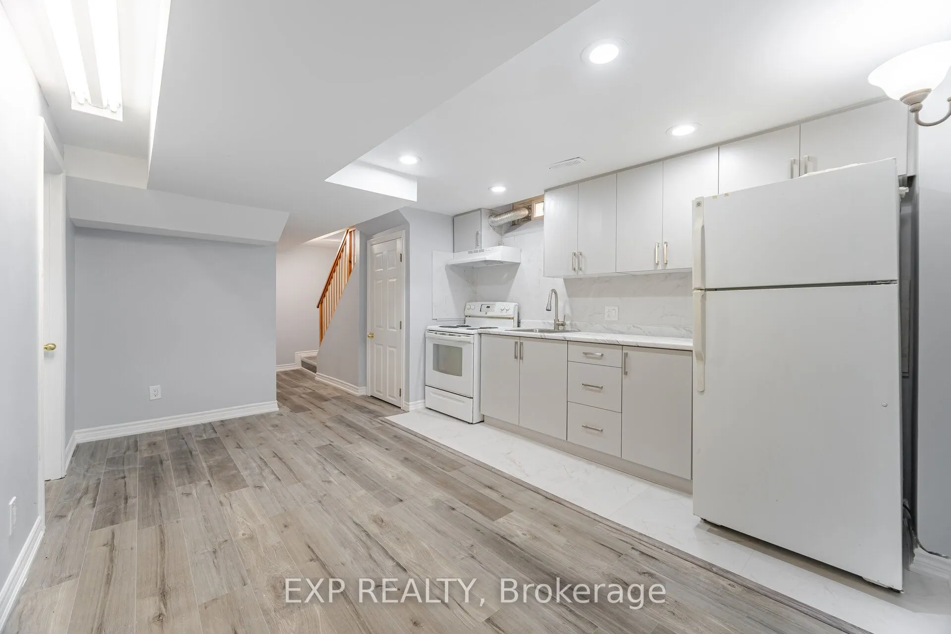 4102 Forest Fire Crescent