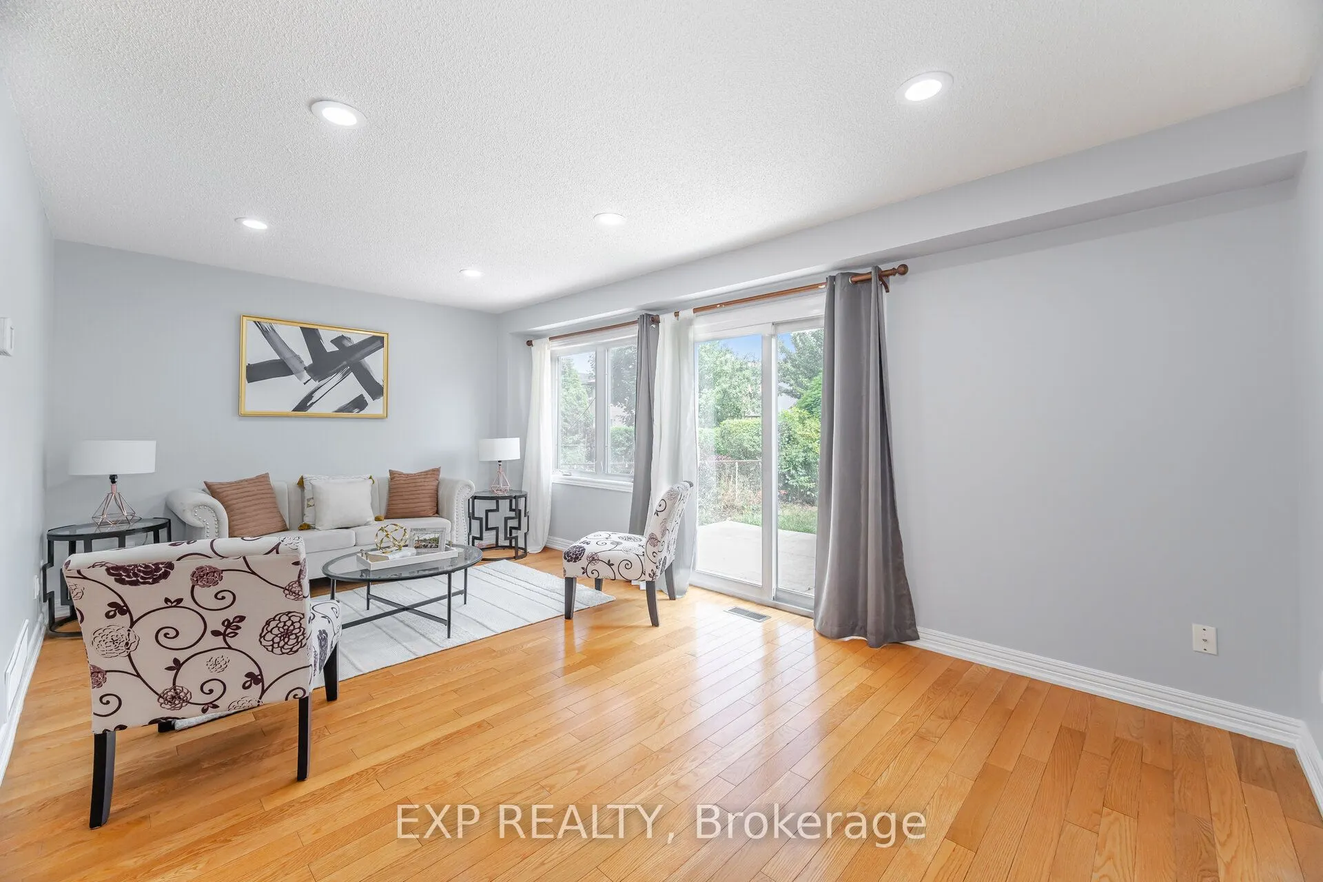 4102 Forest Fire Crescent
