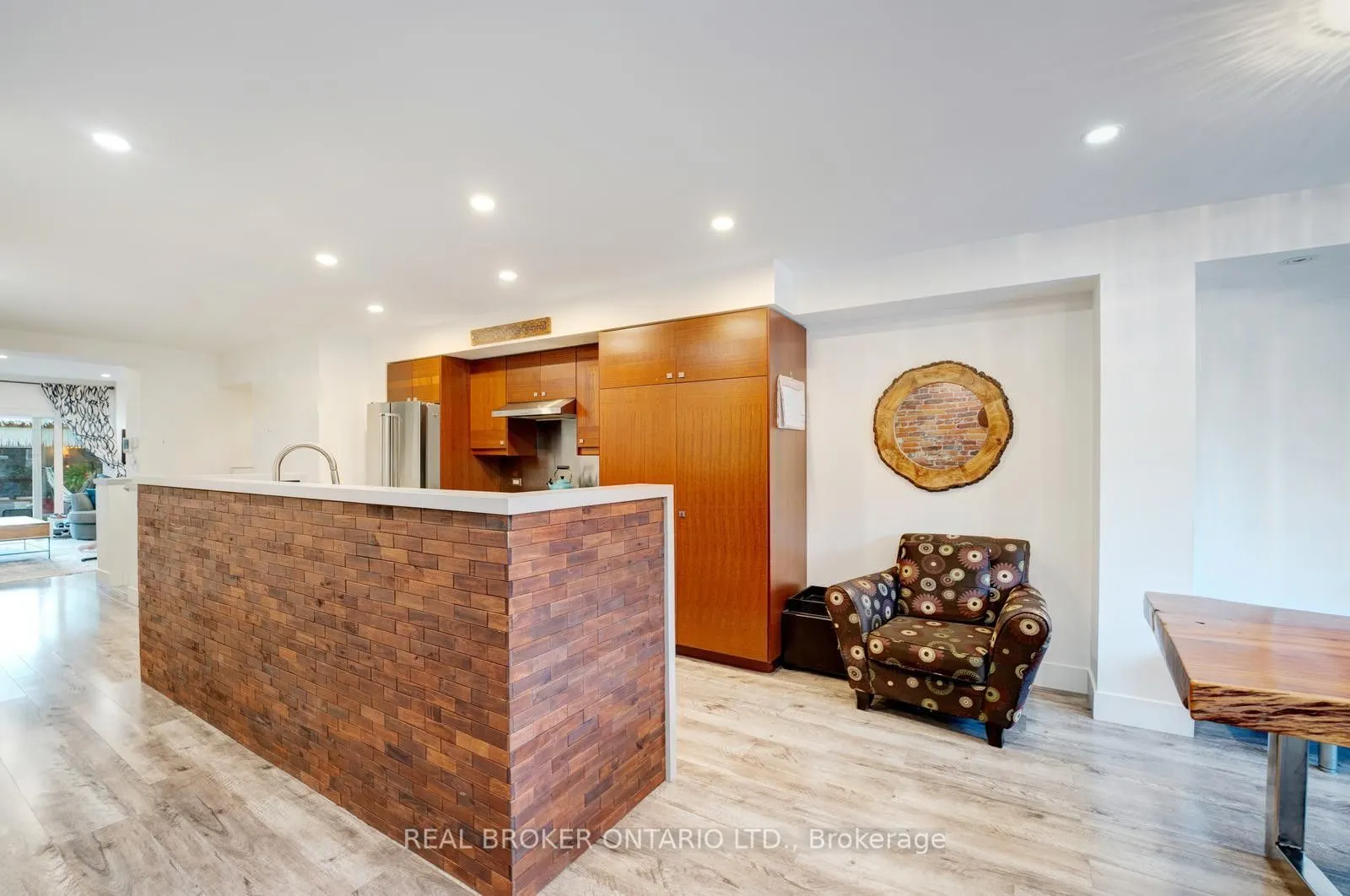 270 McRoberts Avenue, #MAIN