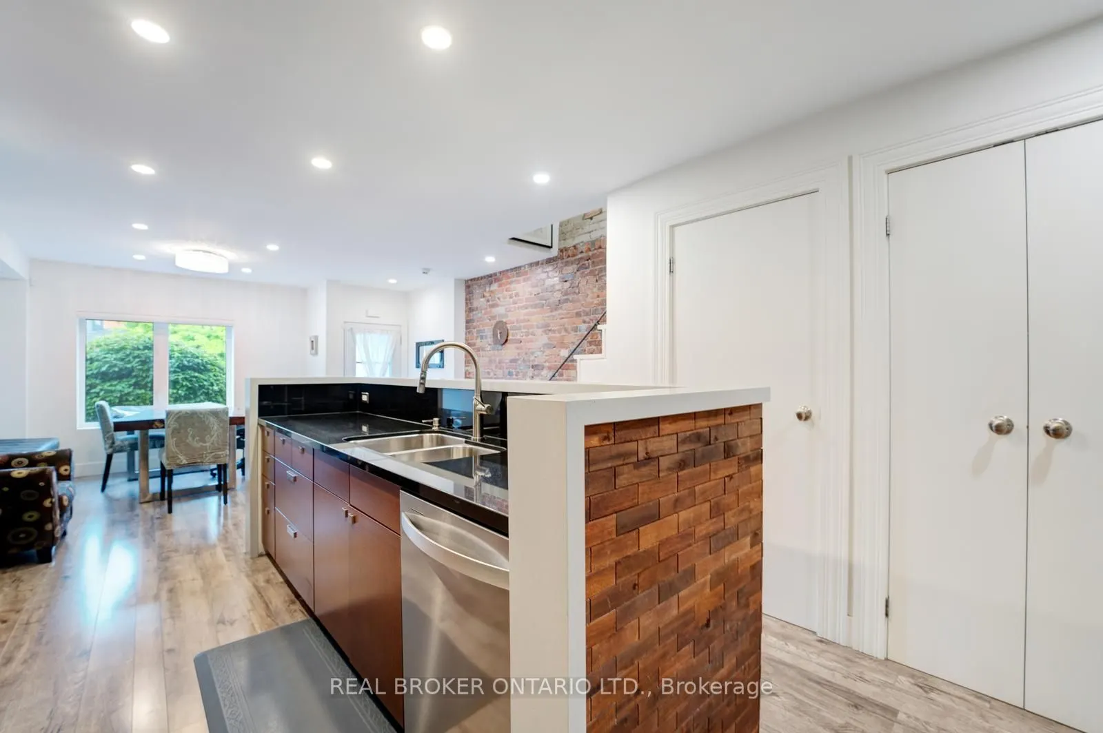 270 McRoberts Avenue, #MAIN