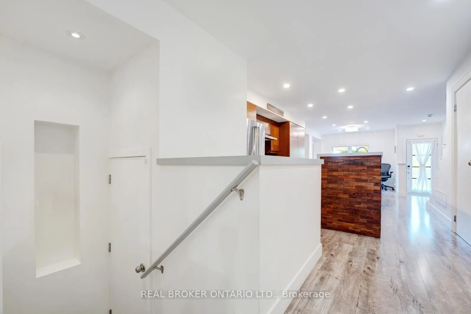 270 McRoberts Avenue, #MAIN