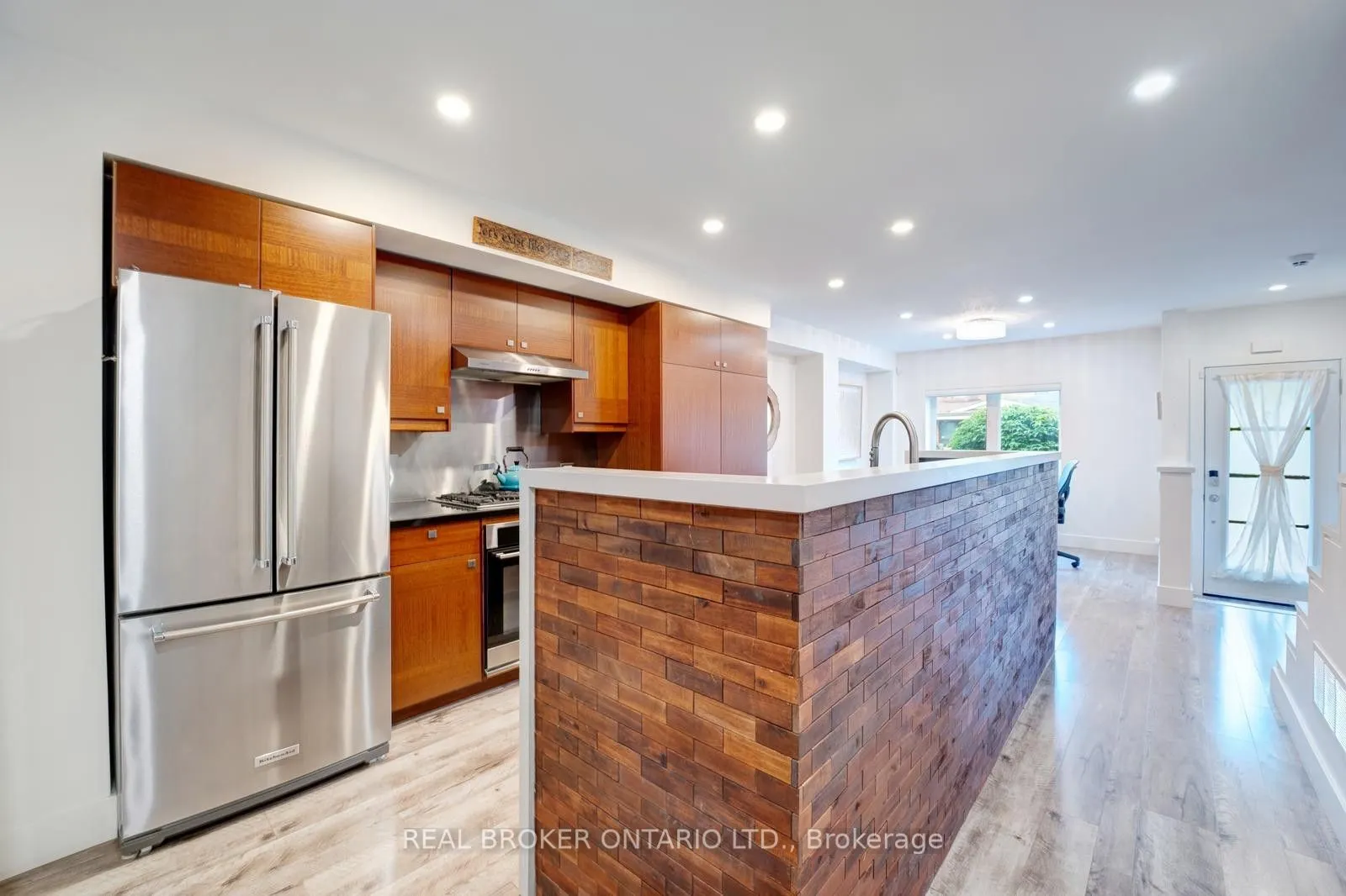 270 McRoberts Avenue, #MAIN