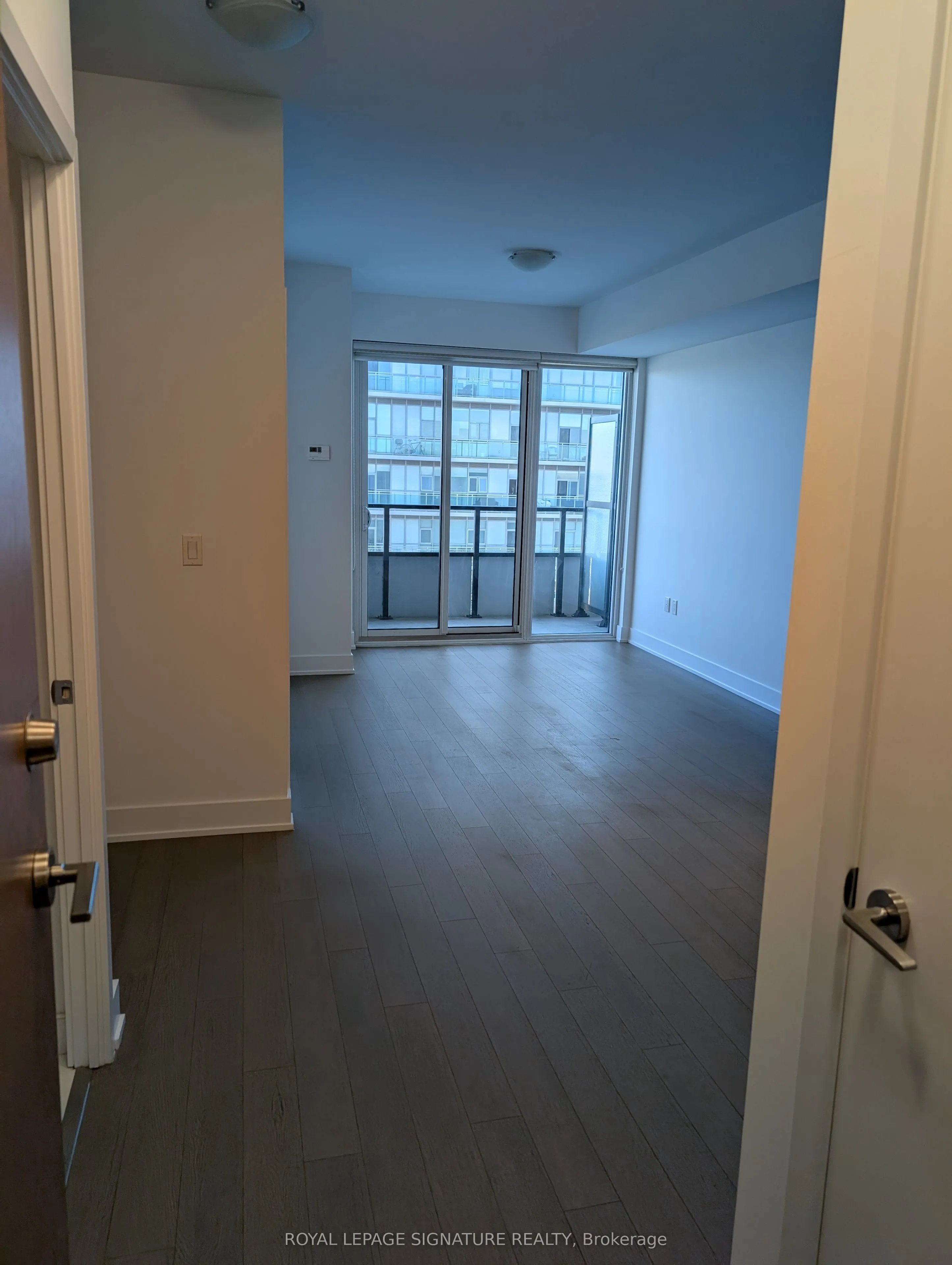 30 Shore Breeze Drive, #3715