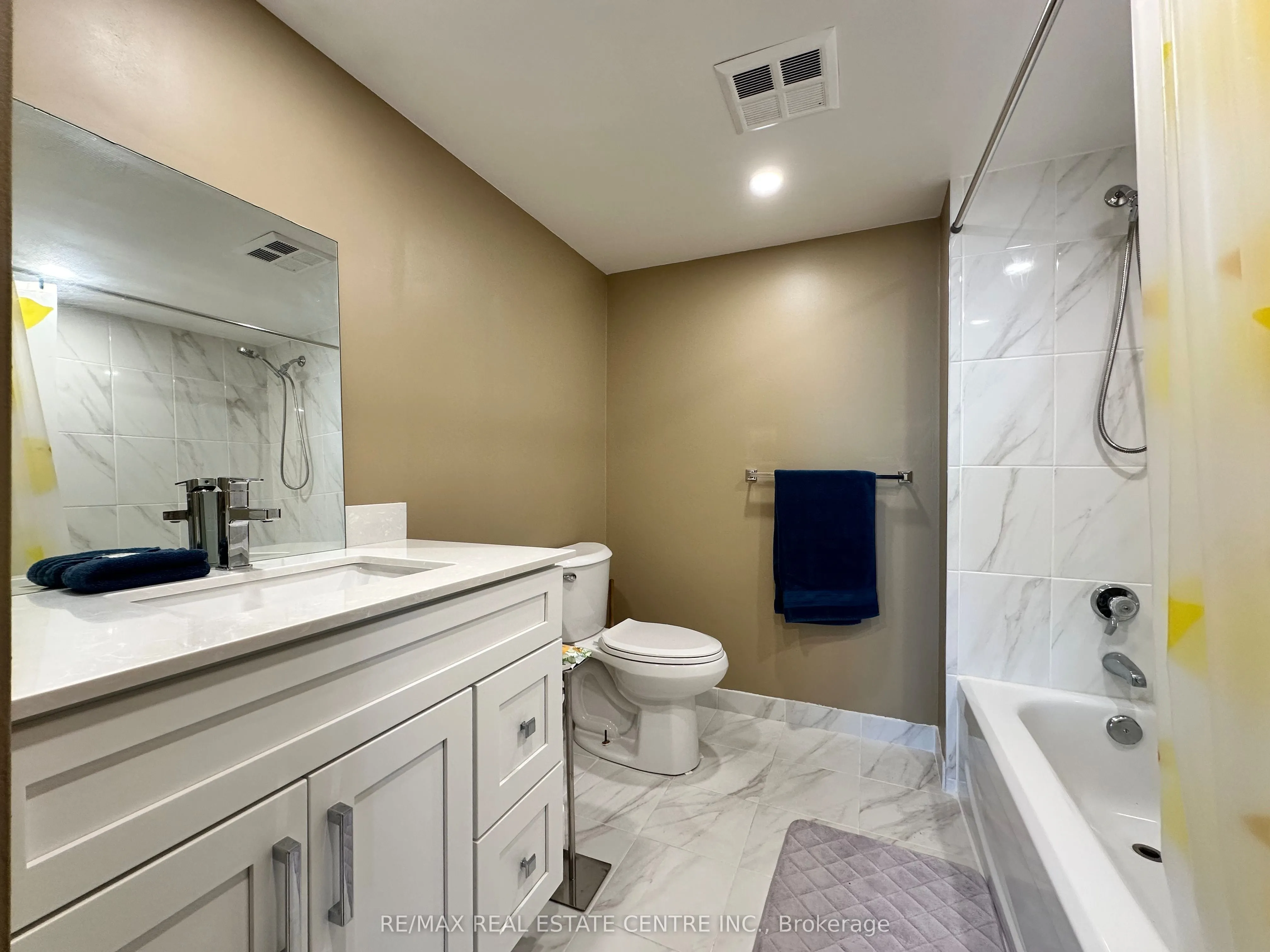 25 Trailwood Drive, #PH5