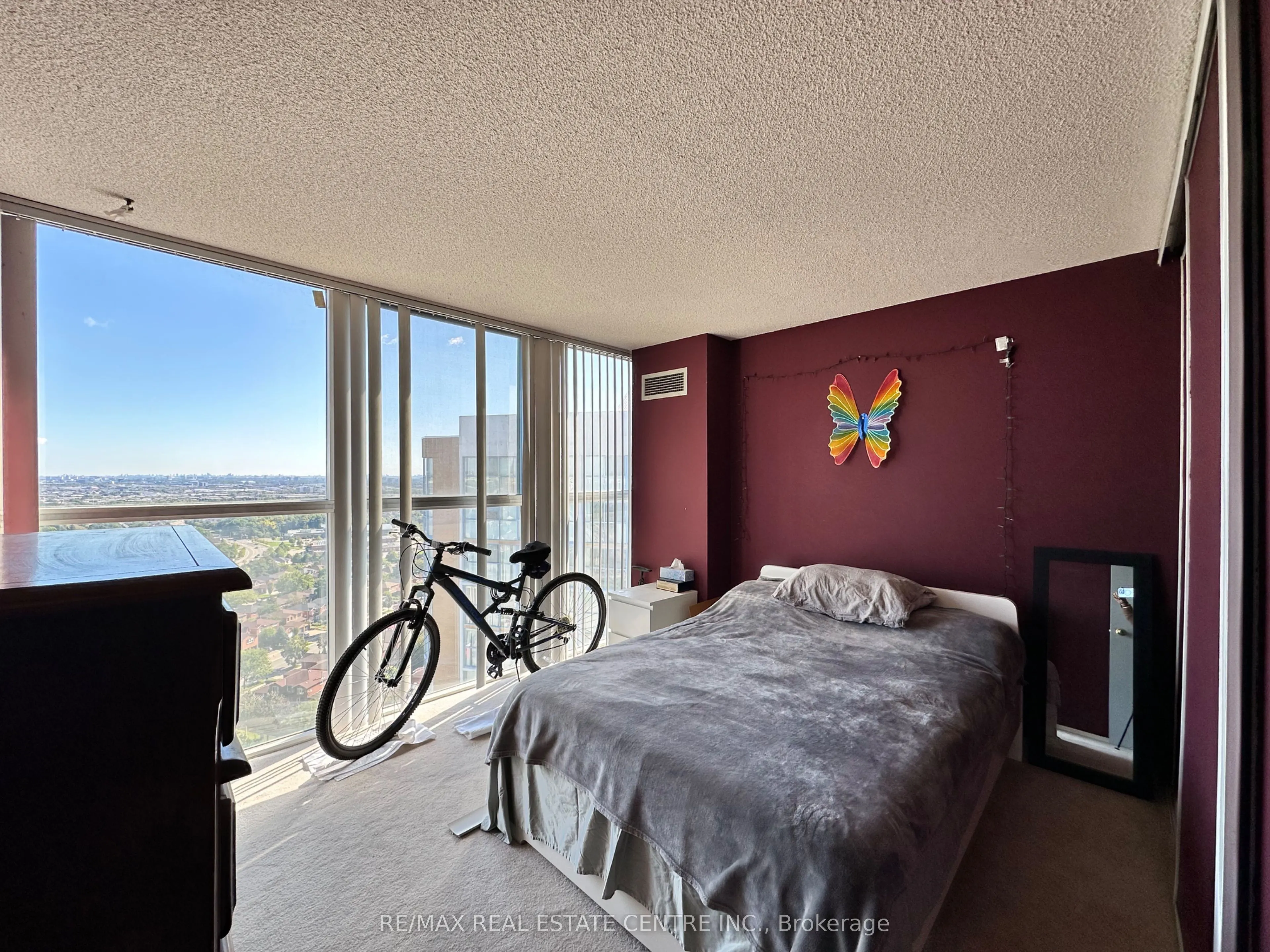 25 Trailwood Drive, #PH5