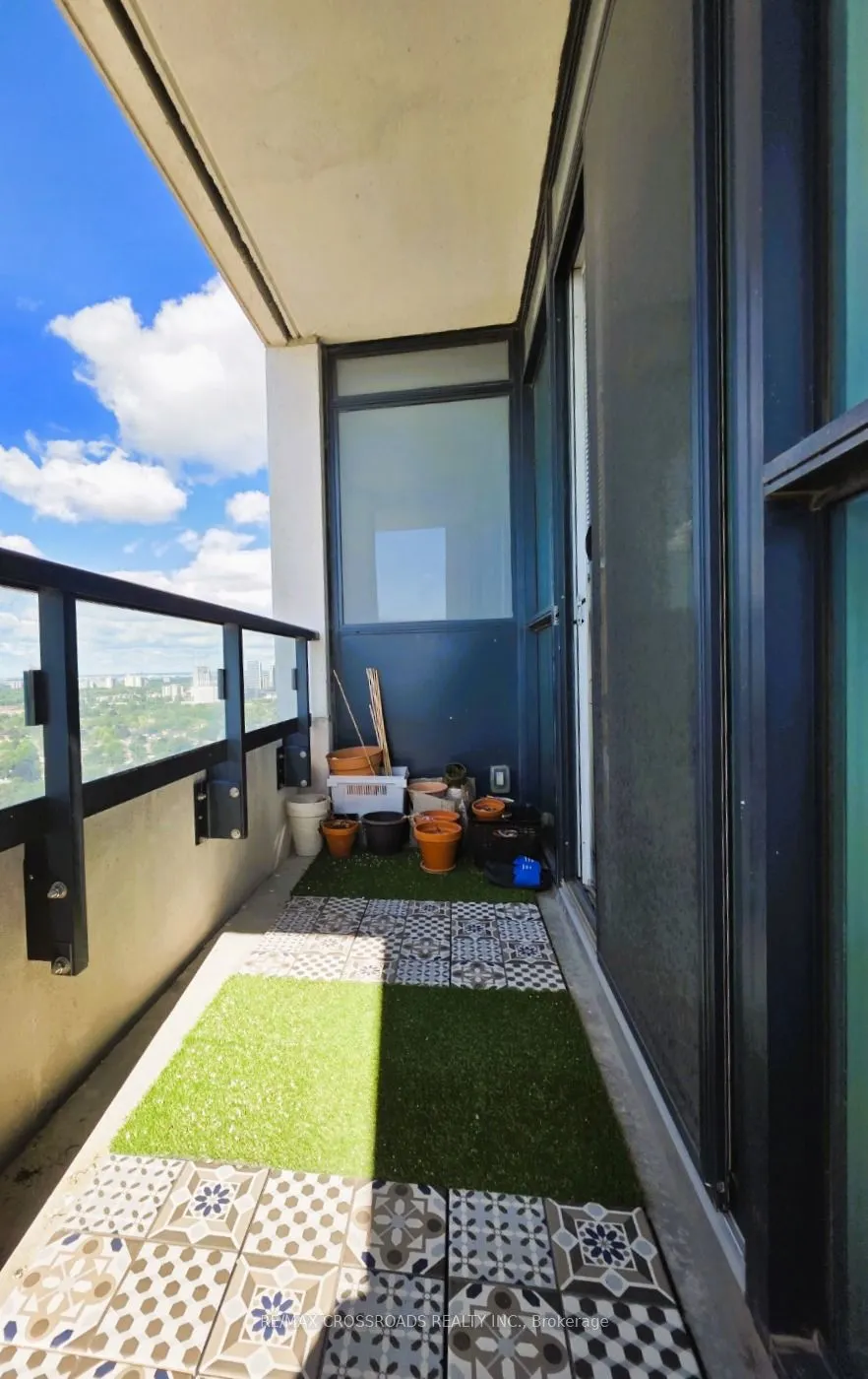 20 Thomas Riley Road, #2709