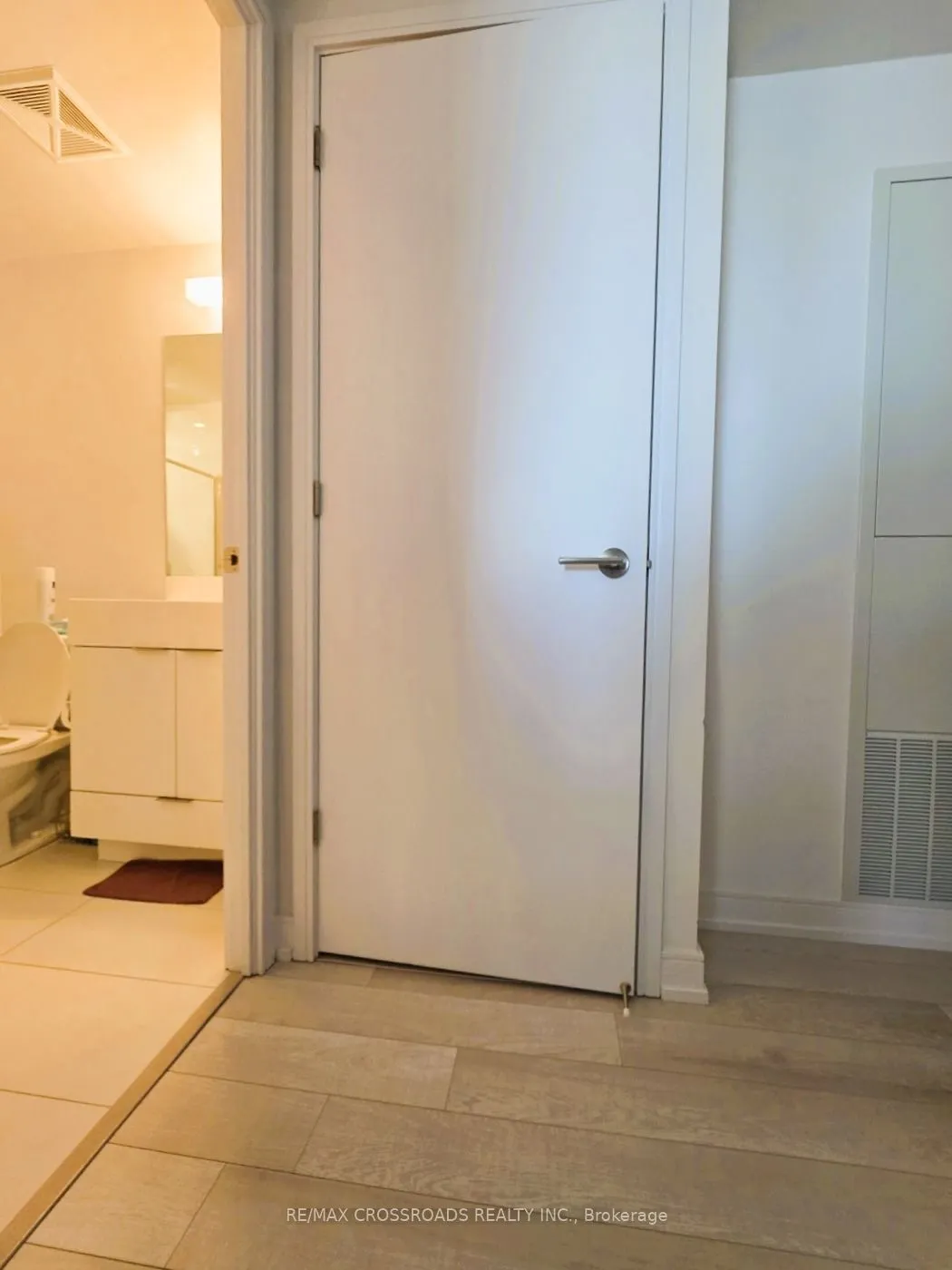 20 Thomas Riley Road, #2709