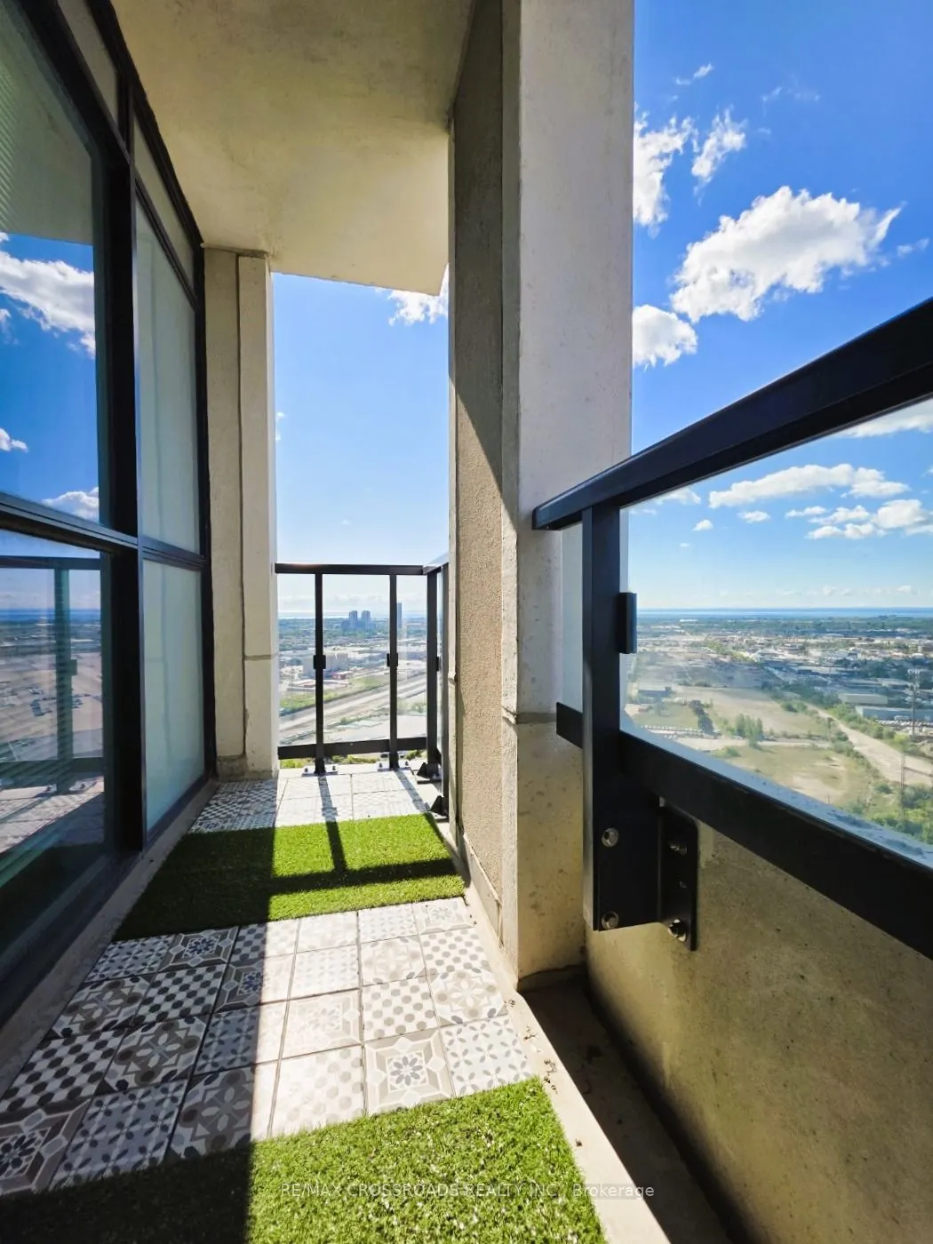 20 Thomas Riley Road, #2709