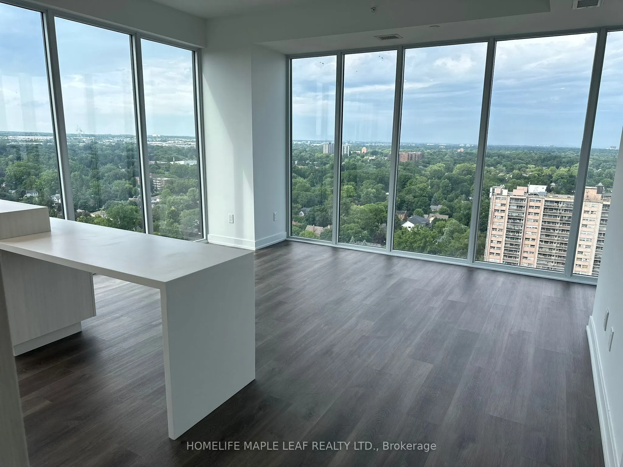 370 Martha Street, #2102