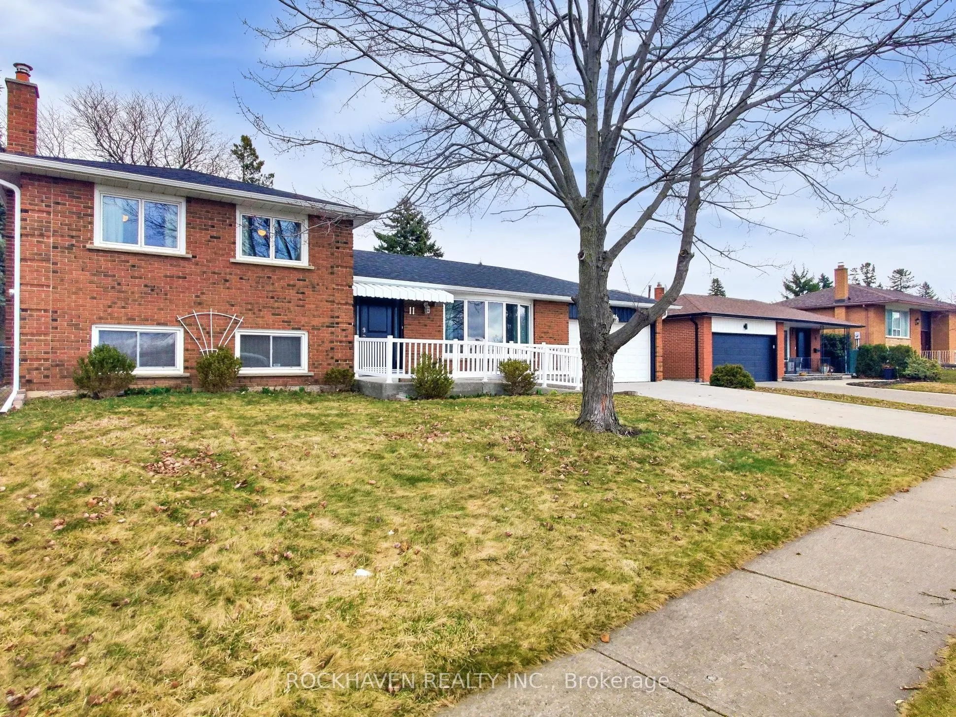 11 Meadowland Gate