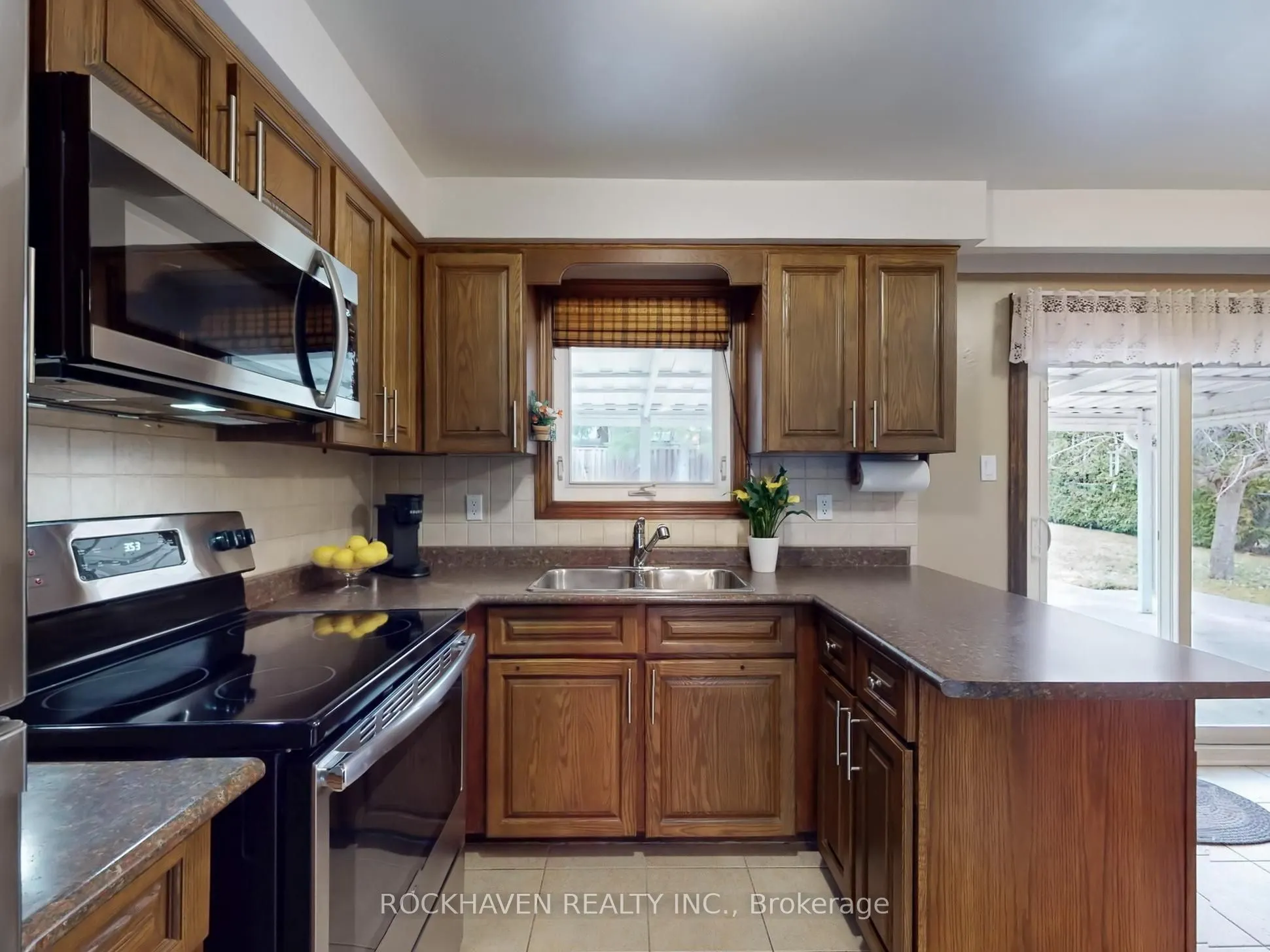 11 Meadowland Gate
