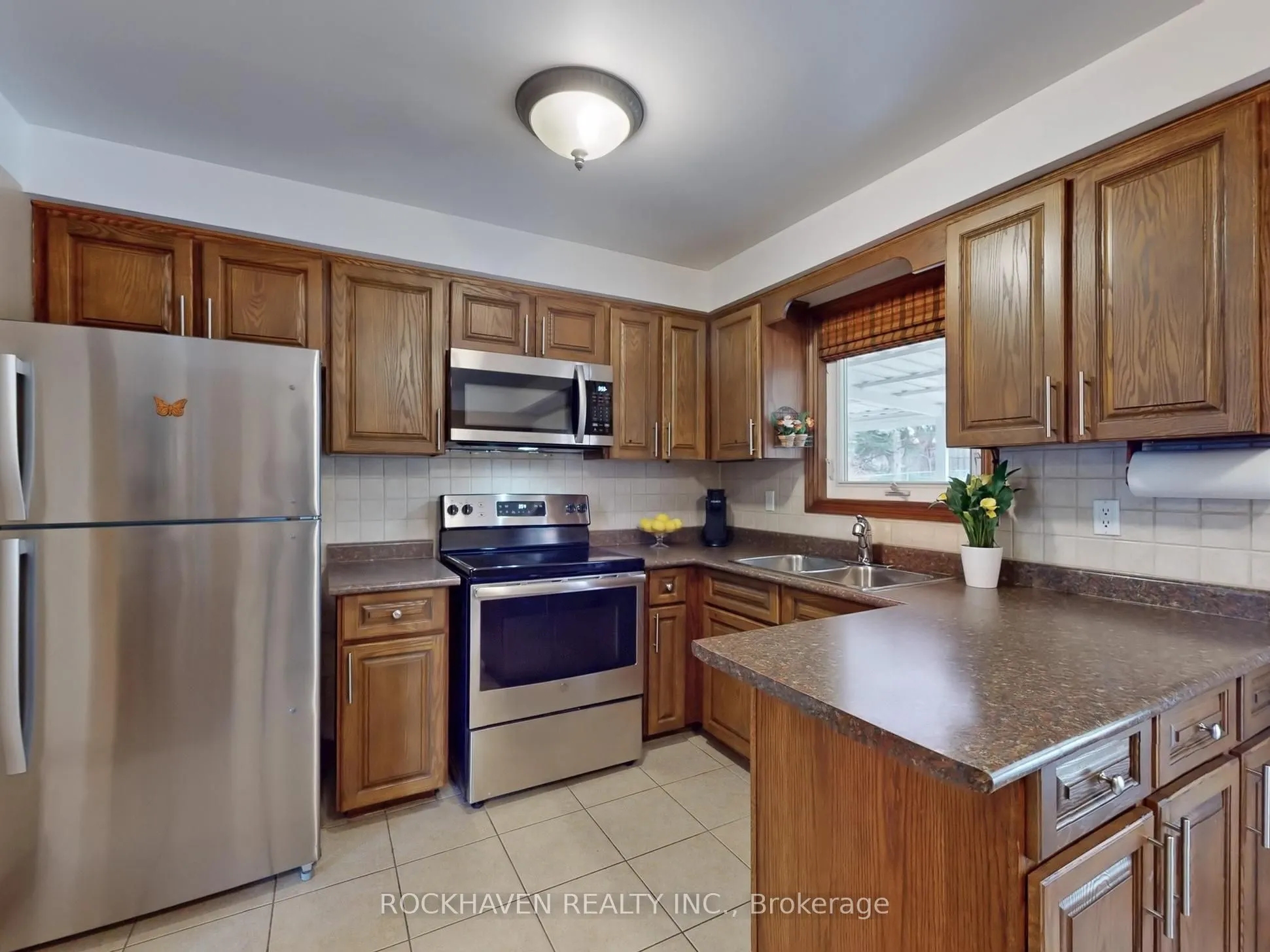 11 Meadowland Gate
