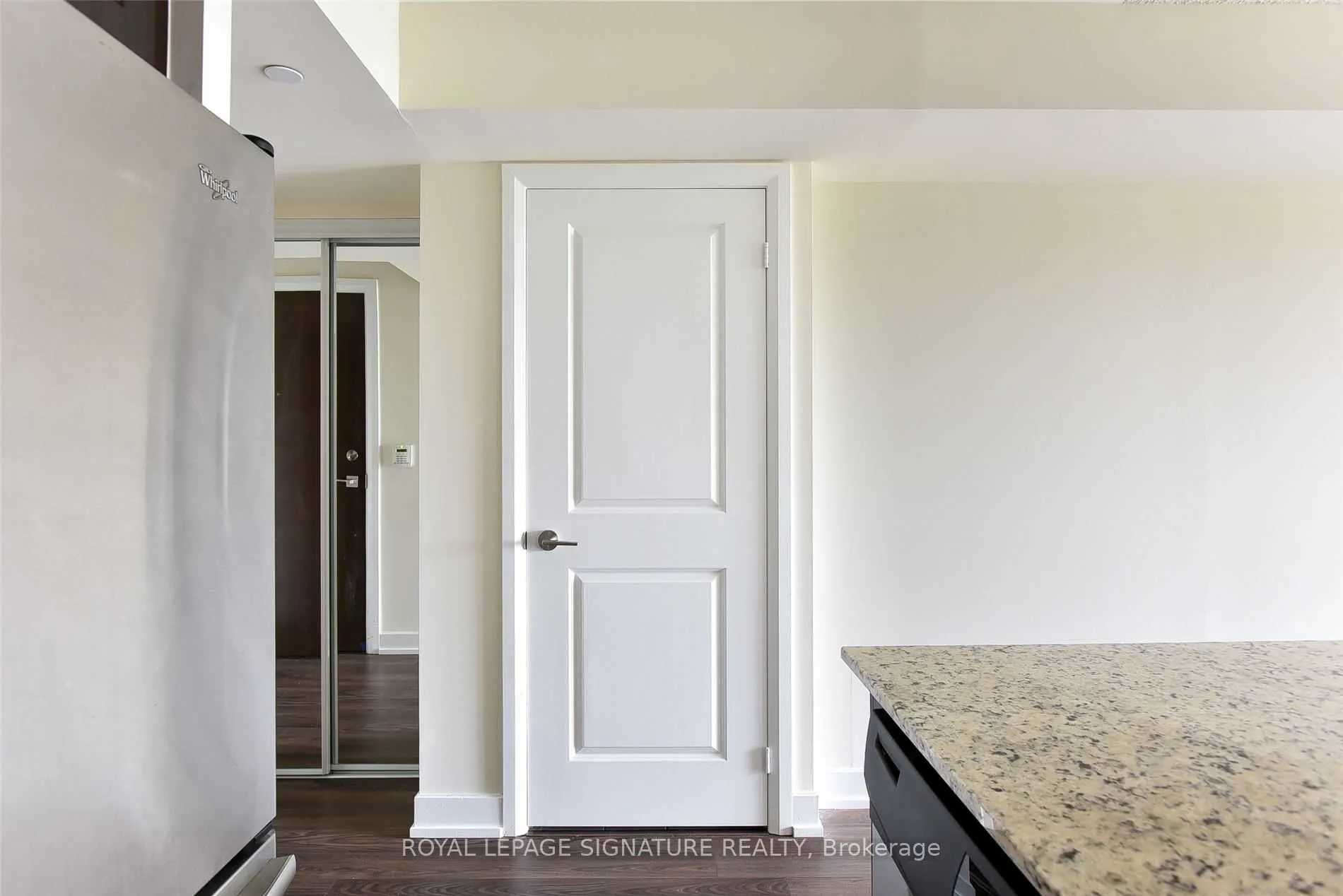 2 Eva Road, #1821