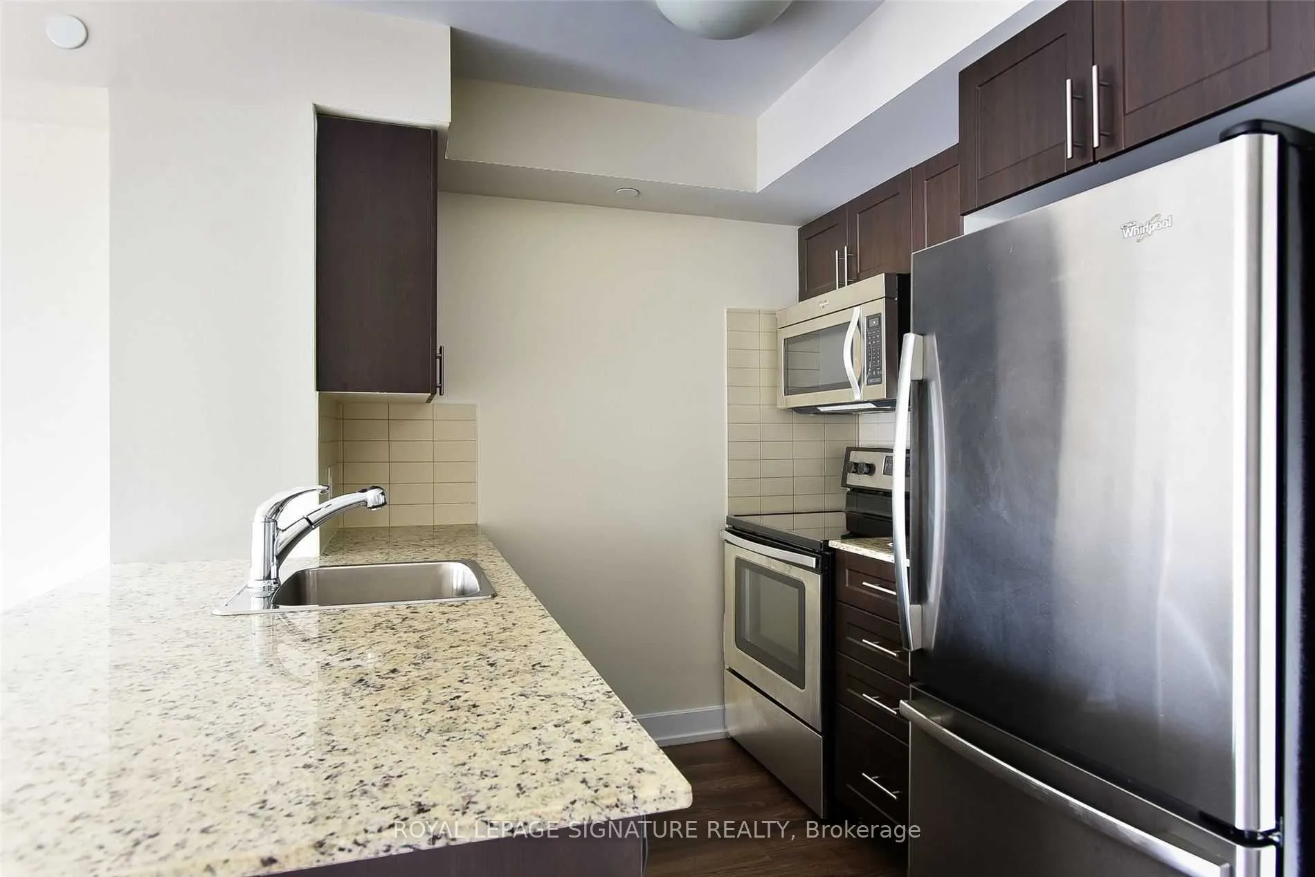 2 Eva Road, #1821