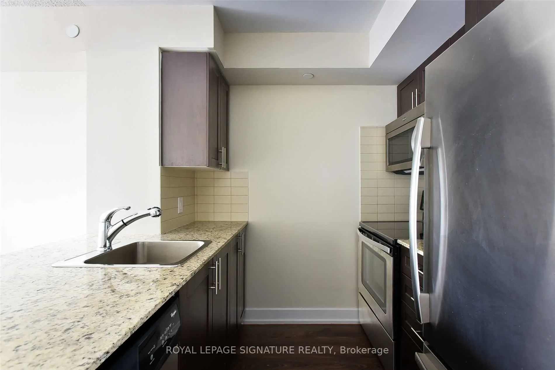 2 Eva Road, #1821