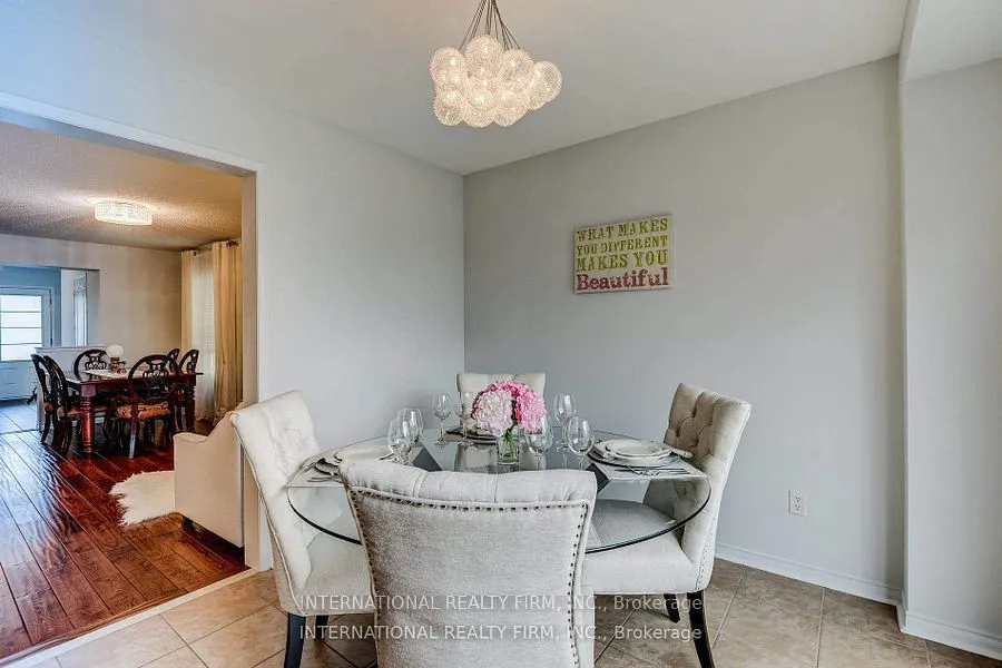 4881 Capri Crescent