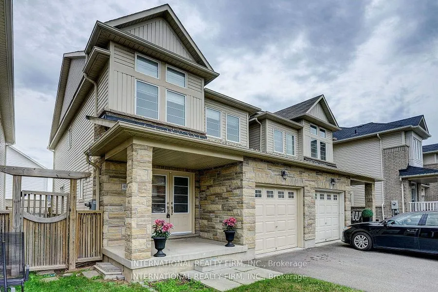 4881 Capri Crescent
