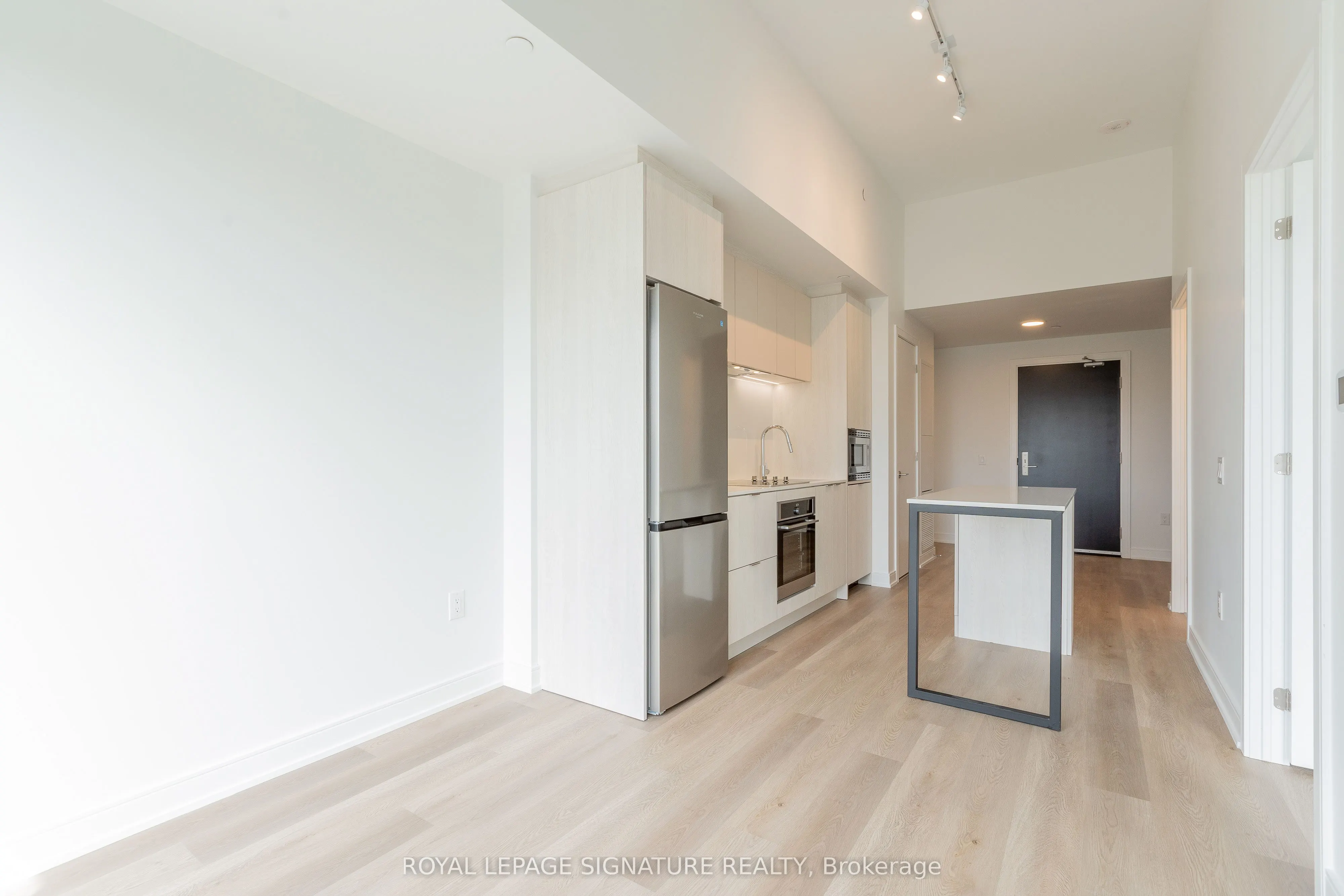3009 Novar Road, #719