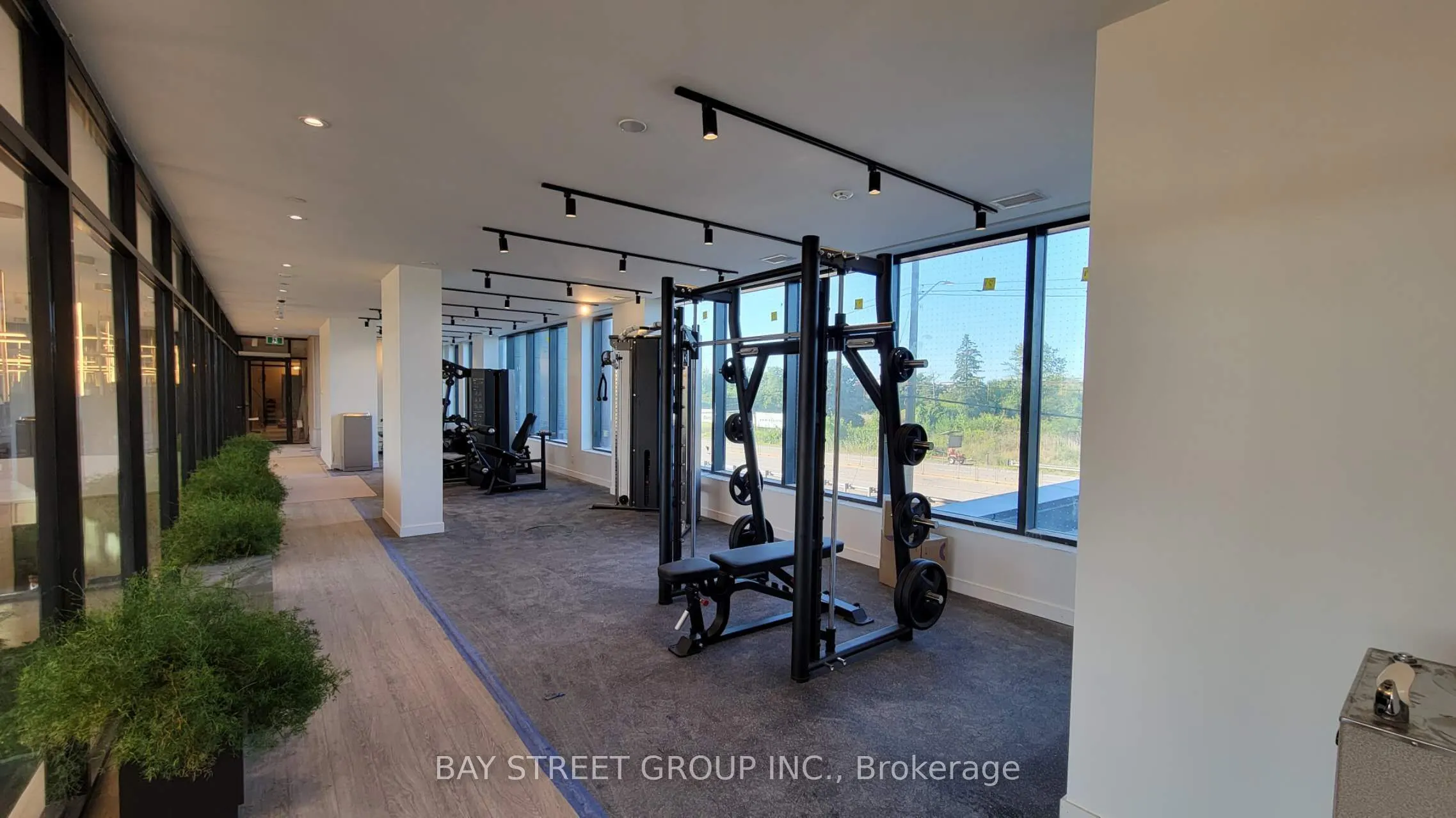 3079 Trafalgar Road, #406