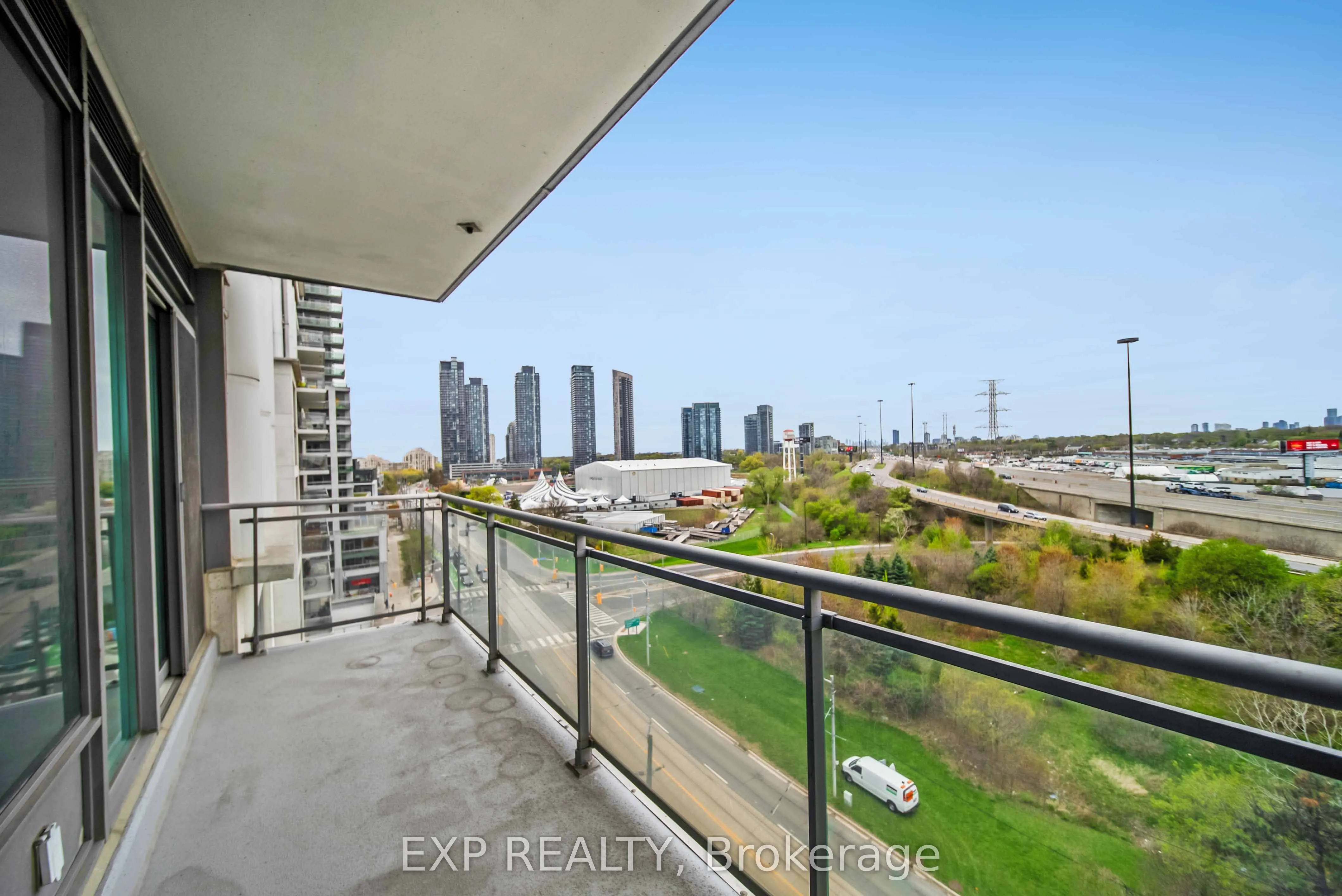 2119 Lakeshore Boulevard W, #1003