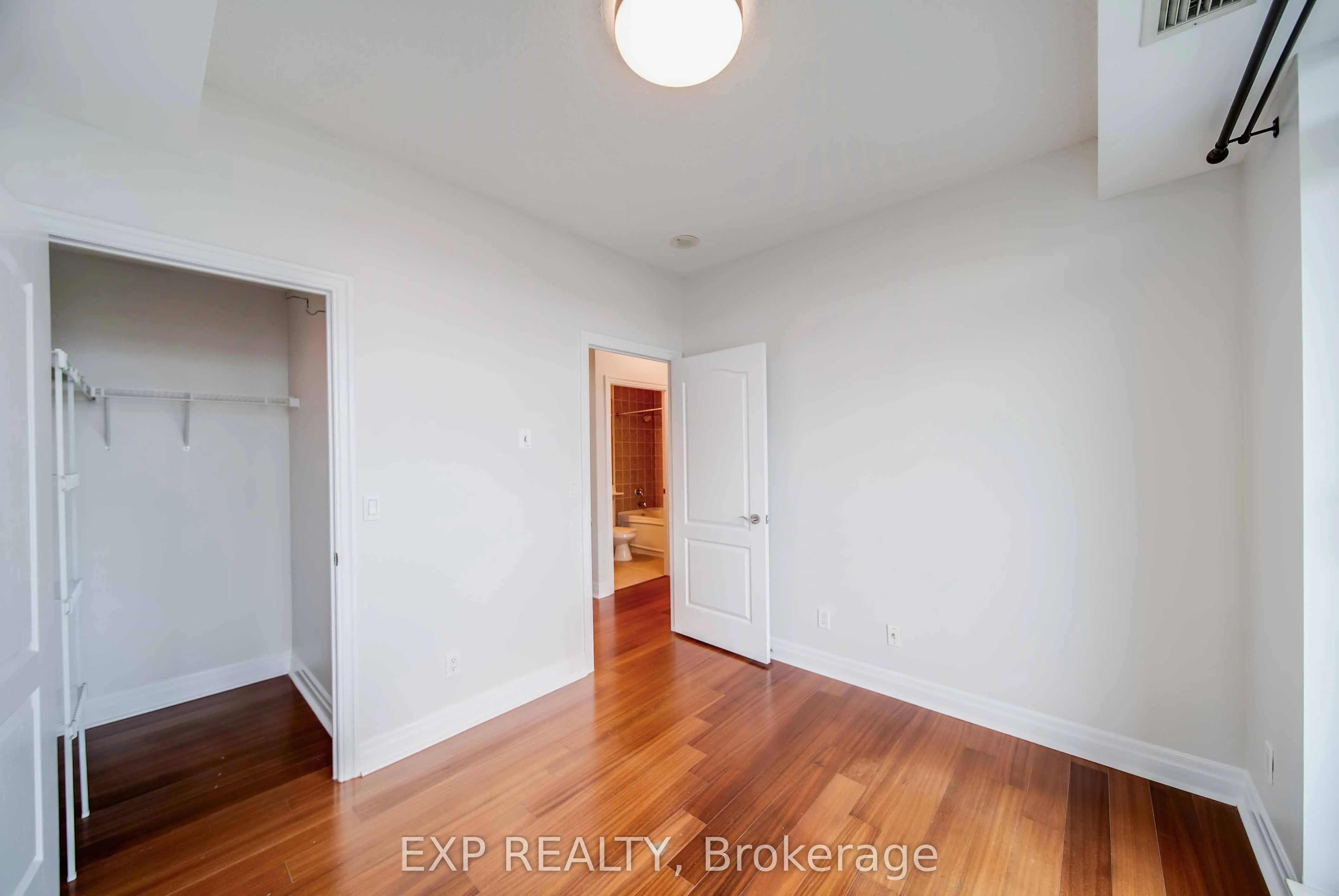 2119 Lakeshore Boulevard W, #1003