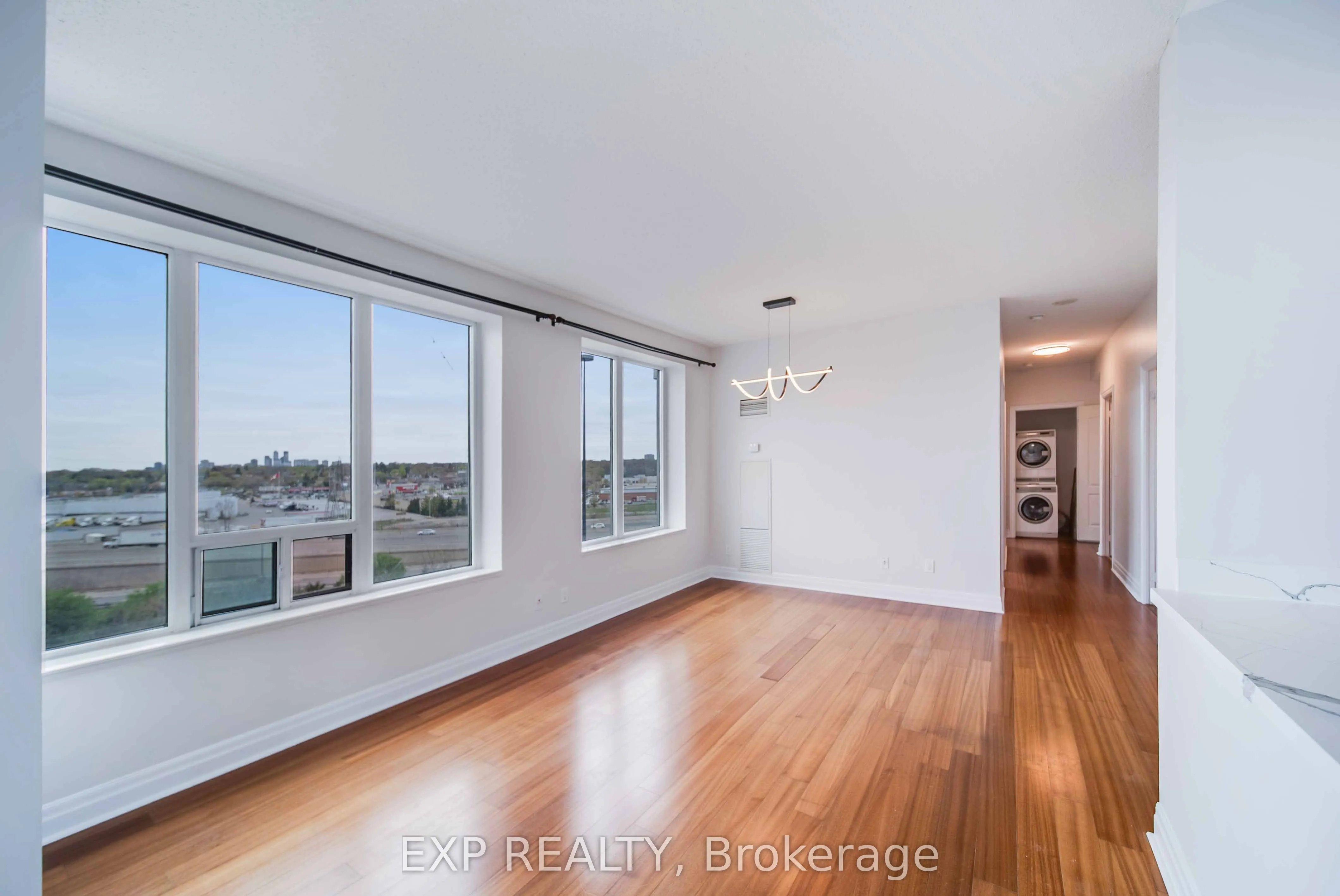 2119 Lakeshore Boulevard W, #1003